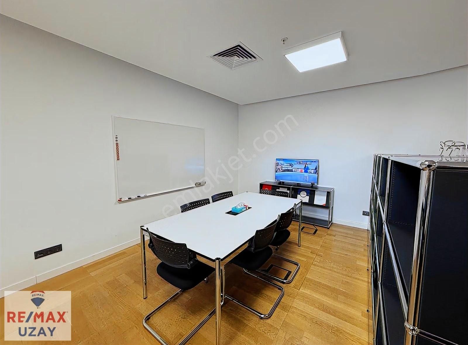 Mall Of İstanbul Ofis Plazada Prestijli 1+0 Satılık Ofis - Görsel 25