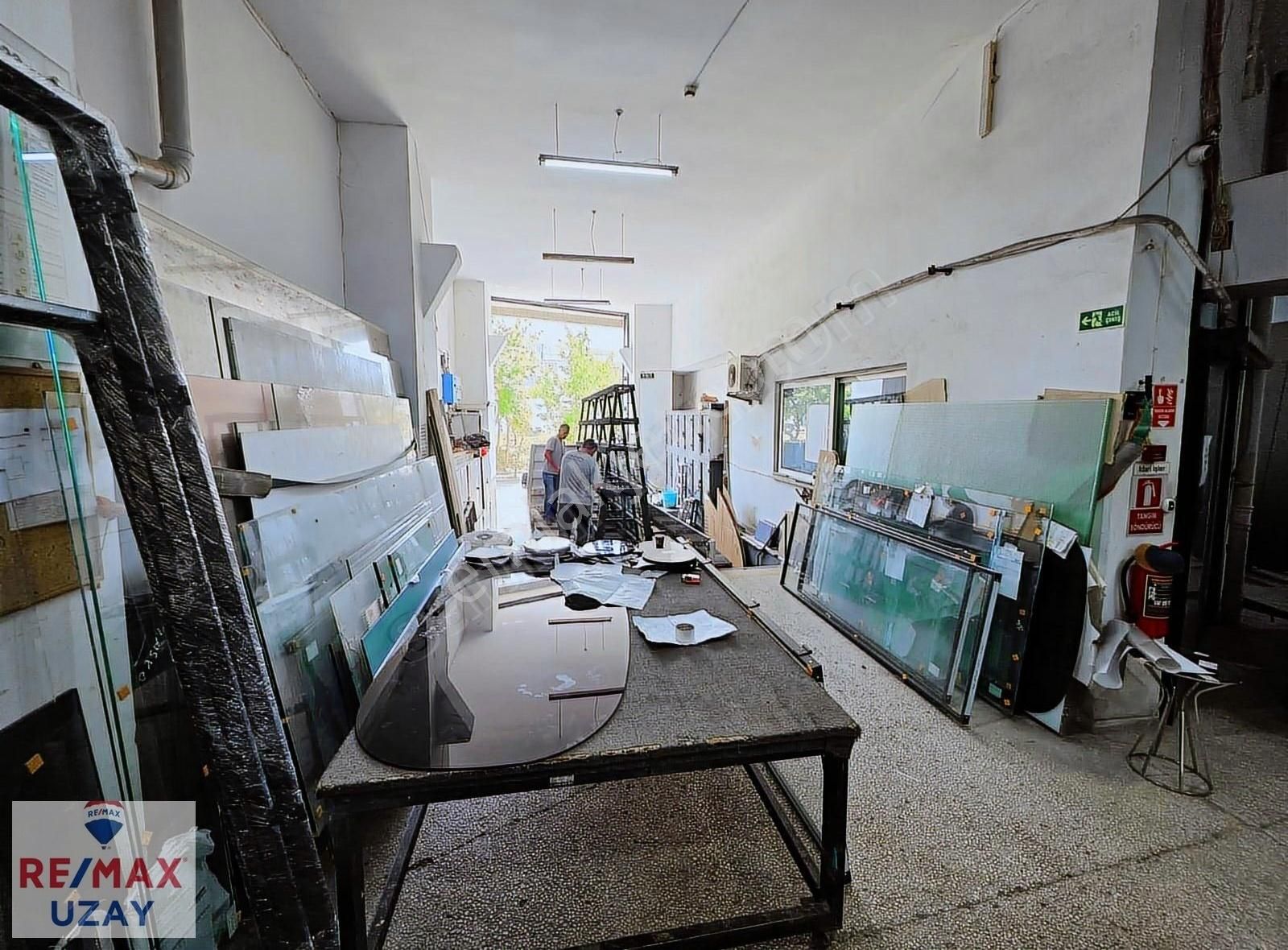 Uğurmumcu Mah. 1450 M² Rampalı Komple Kiralık İş Yeri - Görsel 18