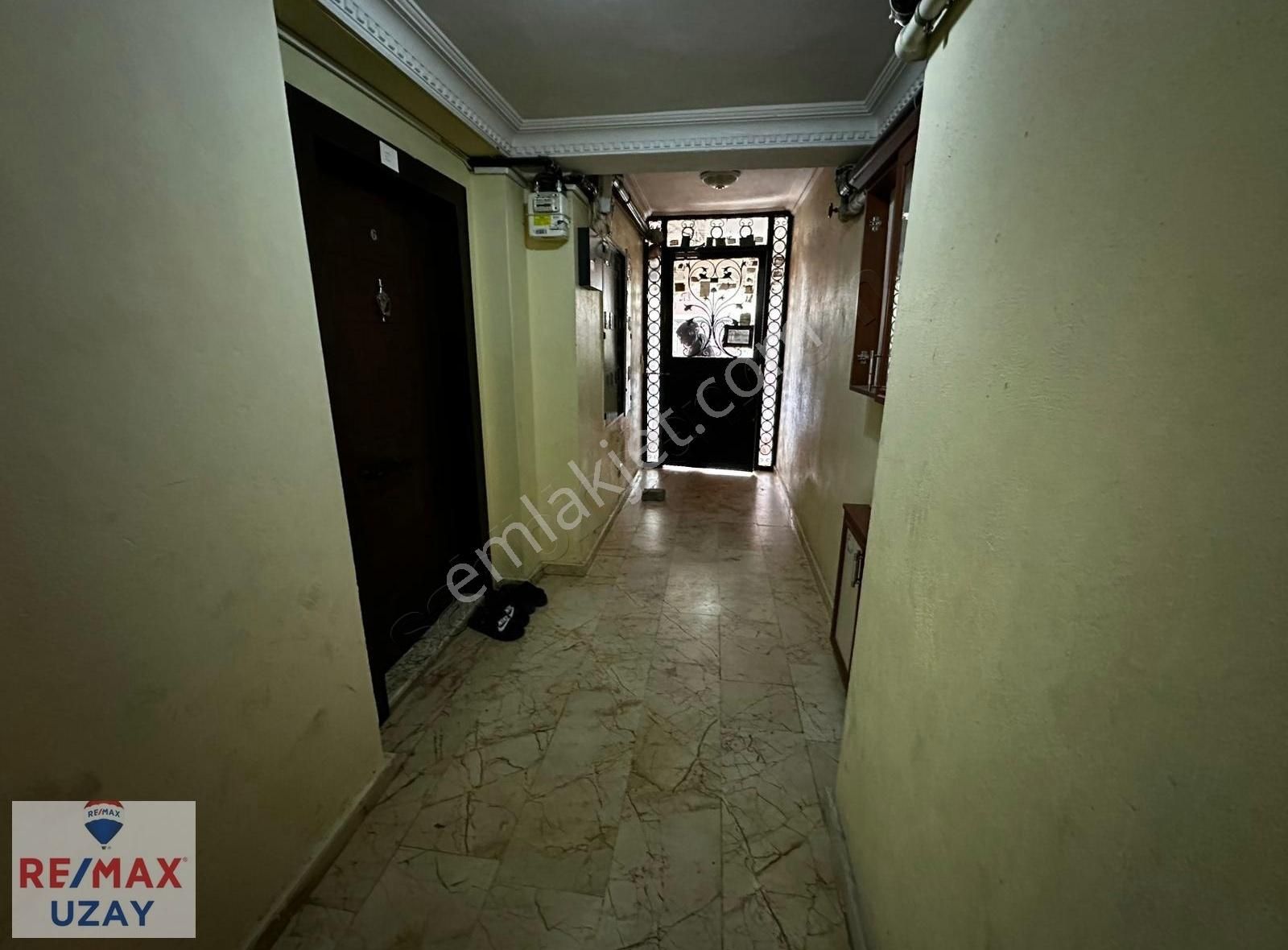 Bağlarçeşme Mahallesi'nde Geniş Ferah 2+1 Satılık Daire - Görsel 2