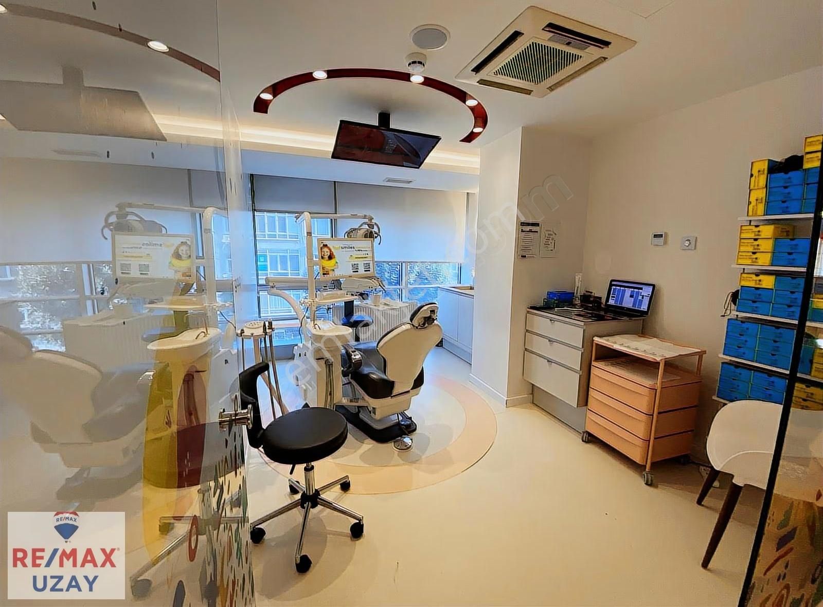 Hastaneler Bölgesi Köşe Konum Prestijli Plaza Kurumsal Kiracılı - Görsel 12