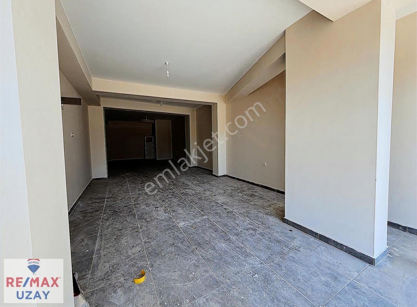 Sultangazi Belediye Karşısında Cadde Üzeri Kiralık Dükkanlar - Görsel 20