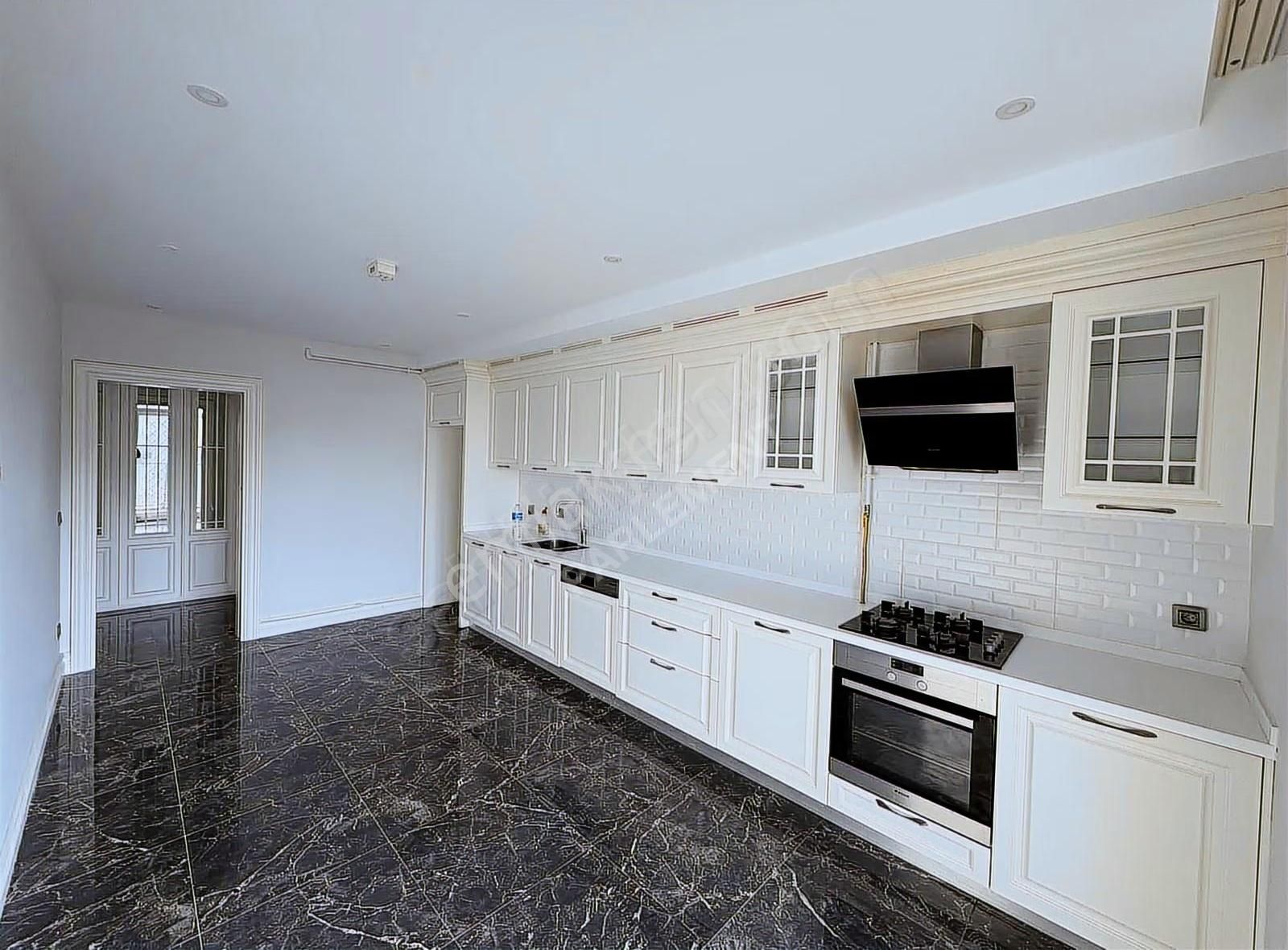 Azur Marmara Sitesinde 3+1 Kiralık Daire - Görsel 2