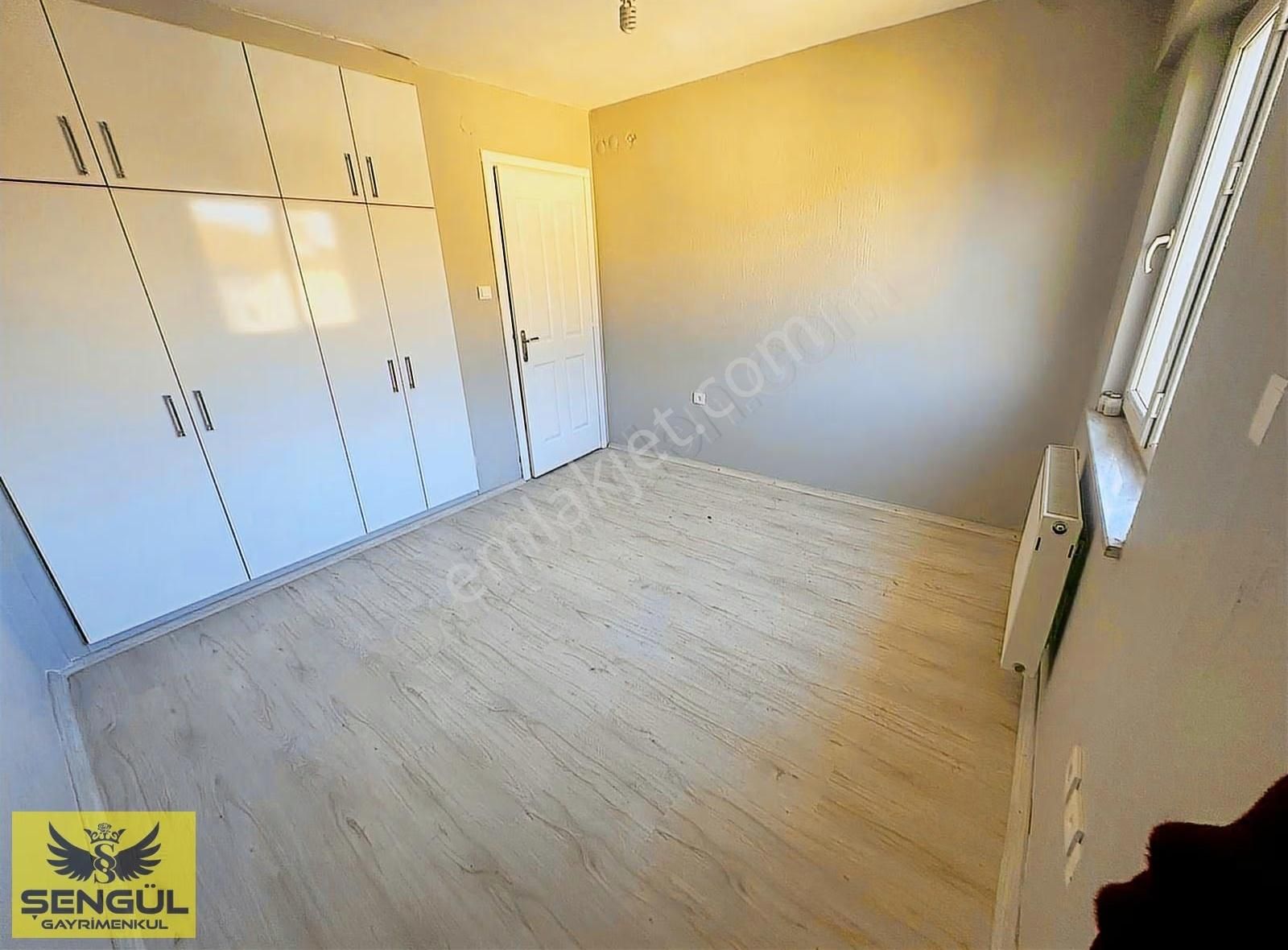 Şengül Gayrimenkul'den Umut 3 Te İçi Yenilenmiş Kiralık Daire - Görsel 4