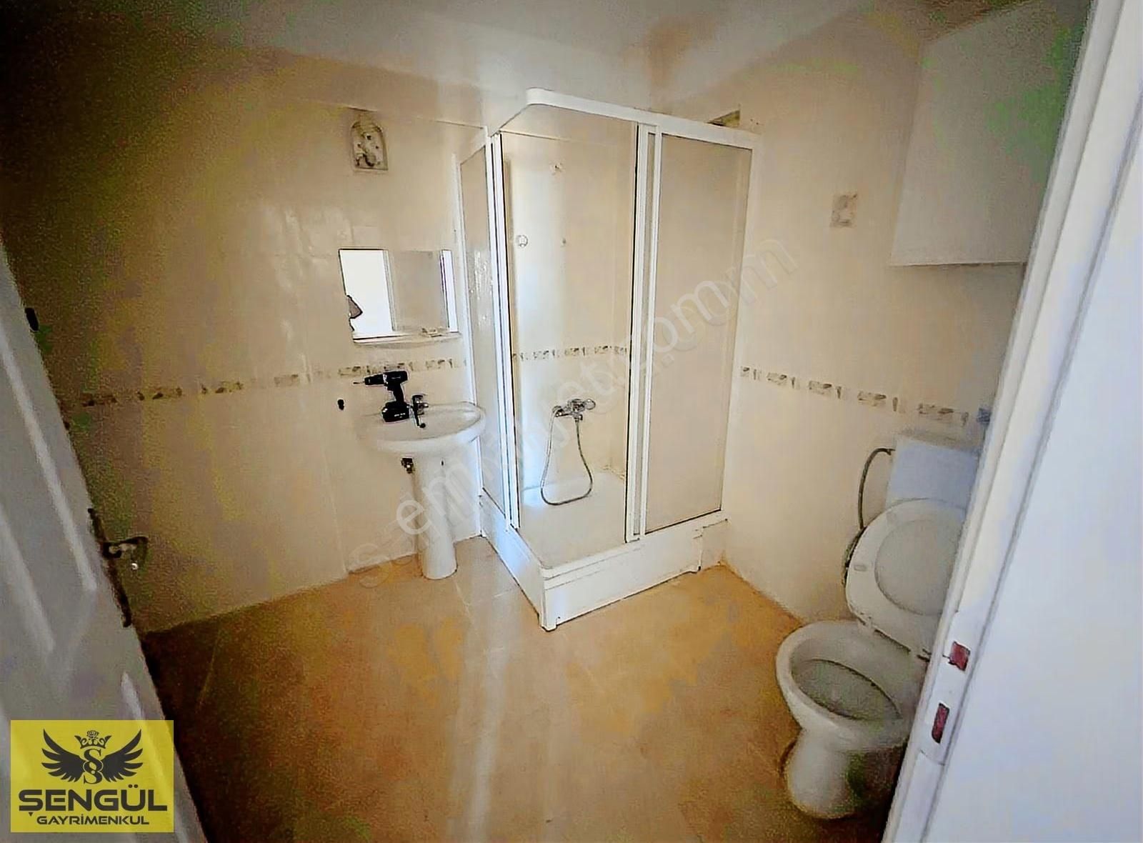 Şengül Gayrimenkul'den Umut 3 Te İçi Yenilenmiş Kiralık Daire - Görsel 19