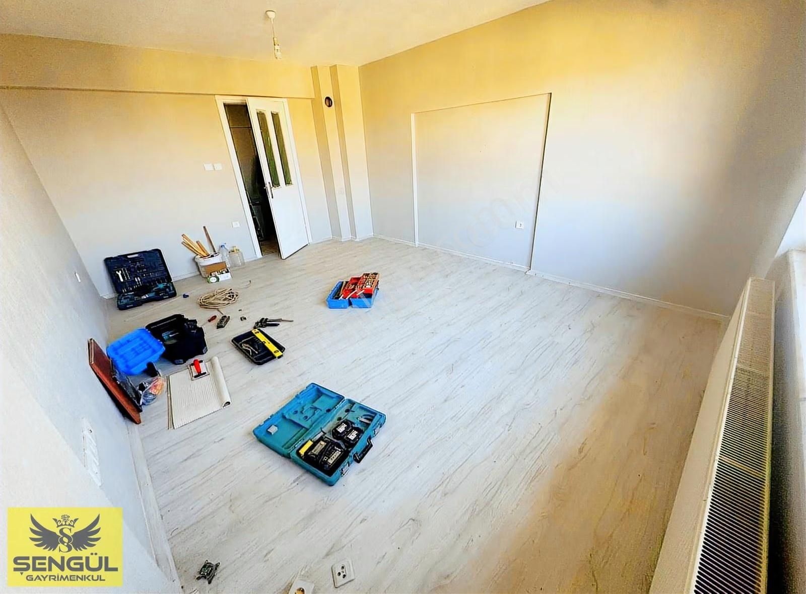 Şengül Gayrimenkul'den Umut 3 Te İçi Yenilenmiş Kiralık Daire - Görsel 17