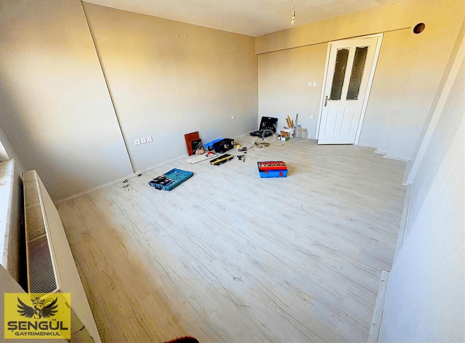 Şengül Gayrimenkul'den Umut 3 Te İçi Yenilenmiş Kiralık Daire - Görsel 26