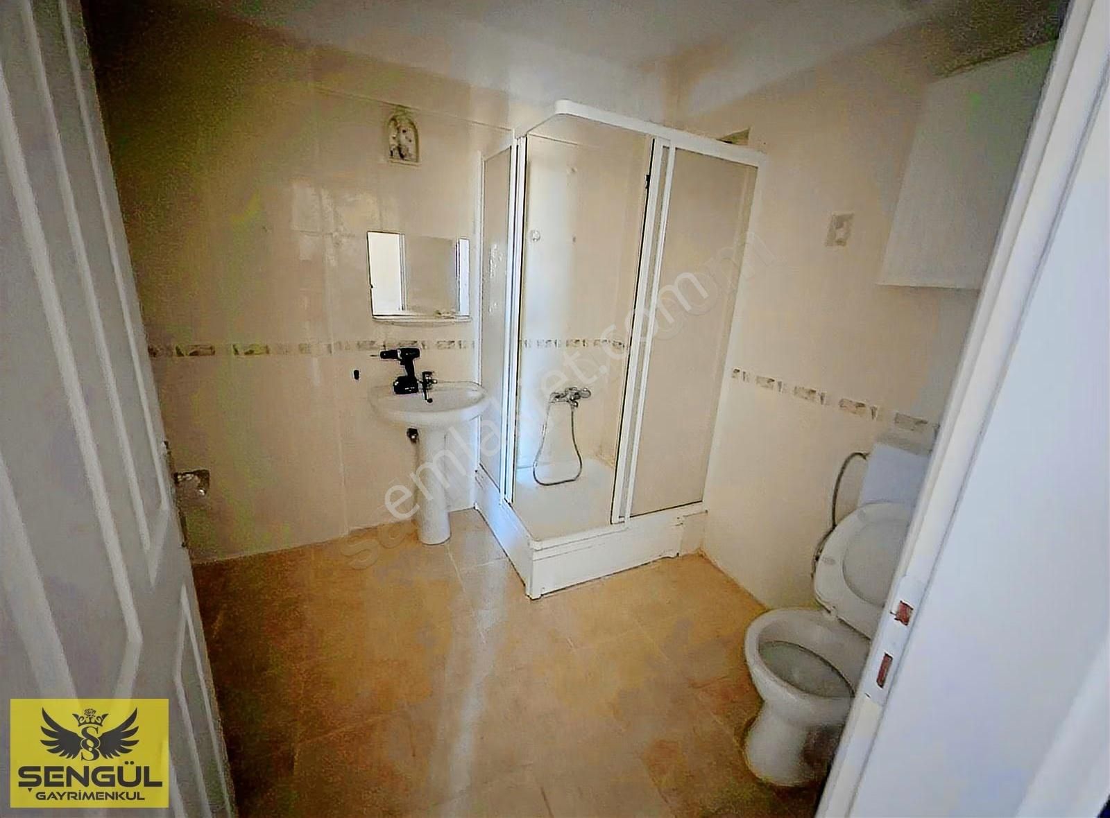 Şengül Gayrimenkul'den Umut 3 Te İçi Yenilenmiş Kiralık Daire - Görsel 20