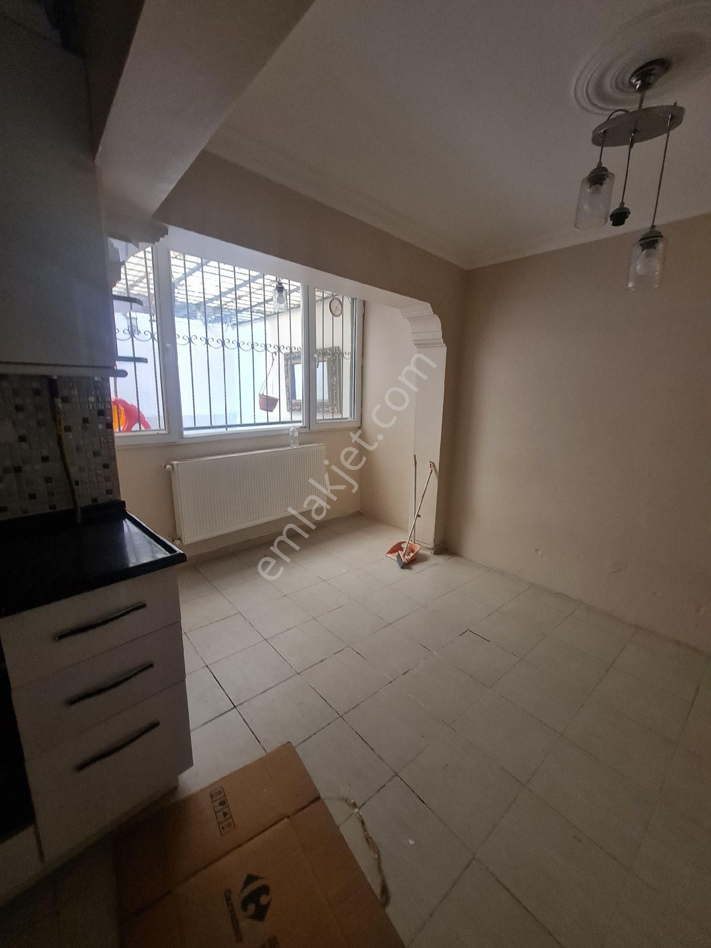 İzmir Konak Güneşli Mahallesinde Satılık Bahçeli Dublex 2+1 - Görsel 11