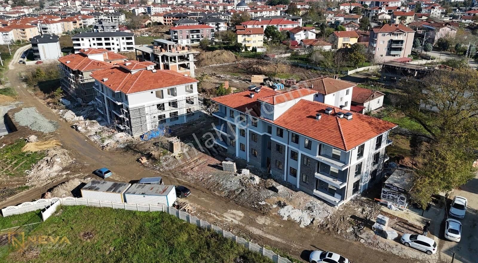 Sakarya Arifiye Neviye Mahallesi 2+1 Ebebeyn Banyolu Lüks Daire - Görsel 8