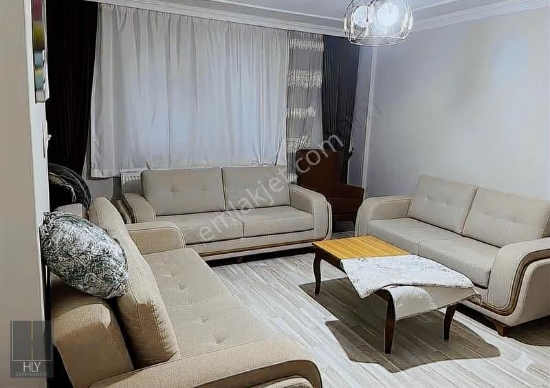 Hly Gayrimenkul'den Sütlüce Mah.de 2+1 Ayrı Mutfak Kiralık Daire
