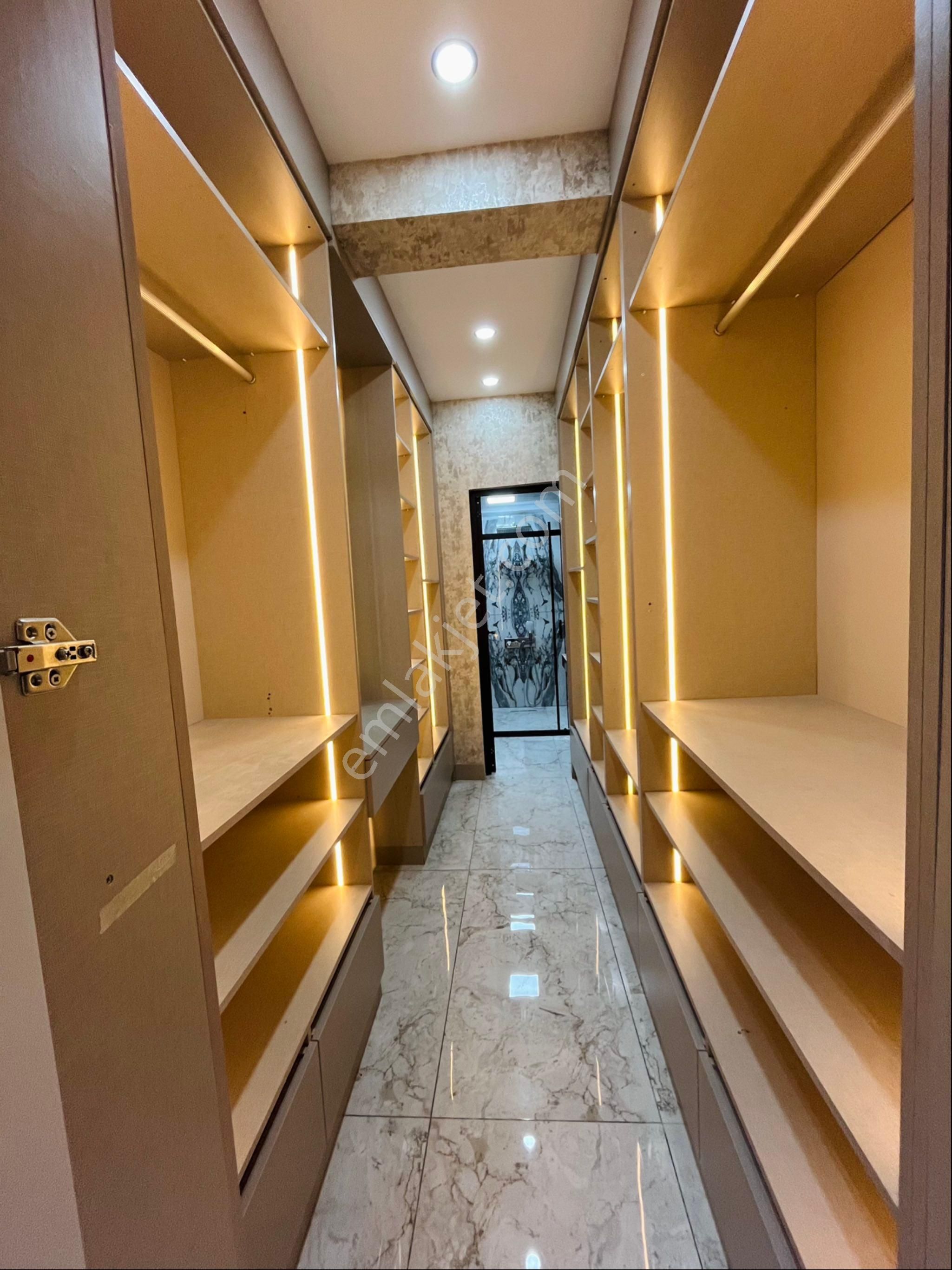 Cadde 17 Emlaktan Satılık Ultra Lüks 4+1 Daire - Görsel 21