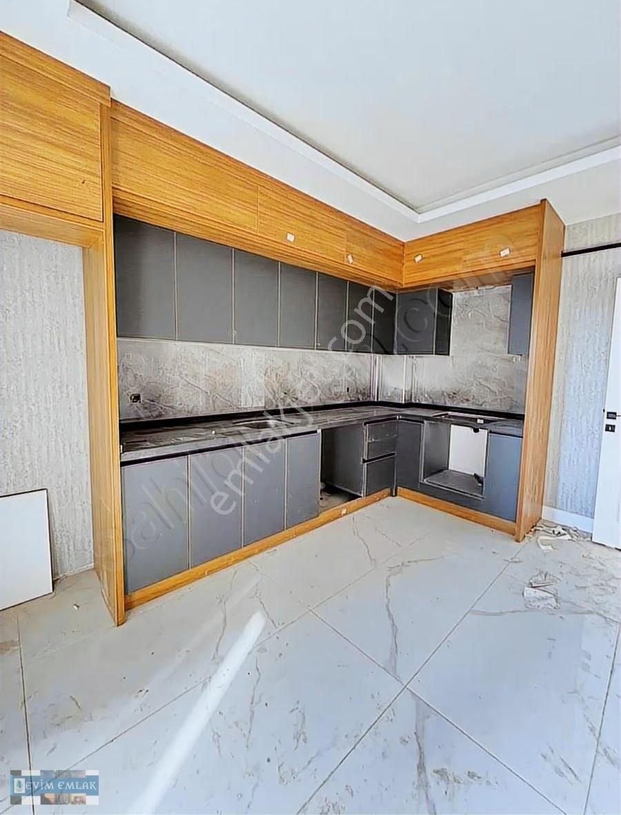 Selahattin Eyübide Yüksek Giriş Bölgenin En Geniş 2+1 Dairesi