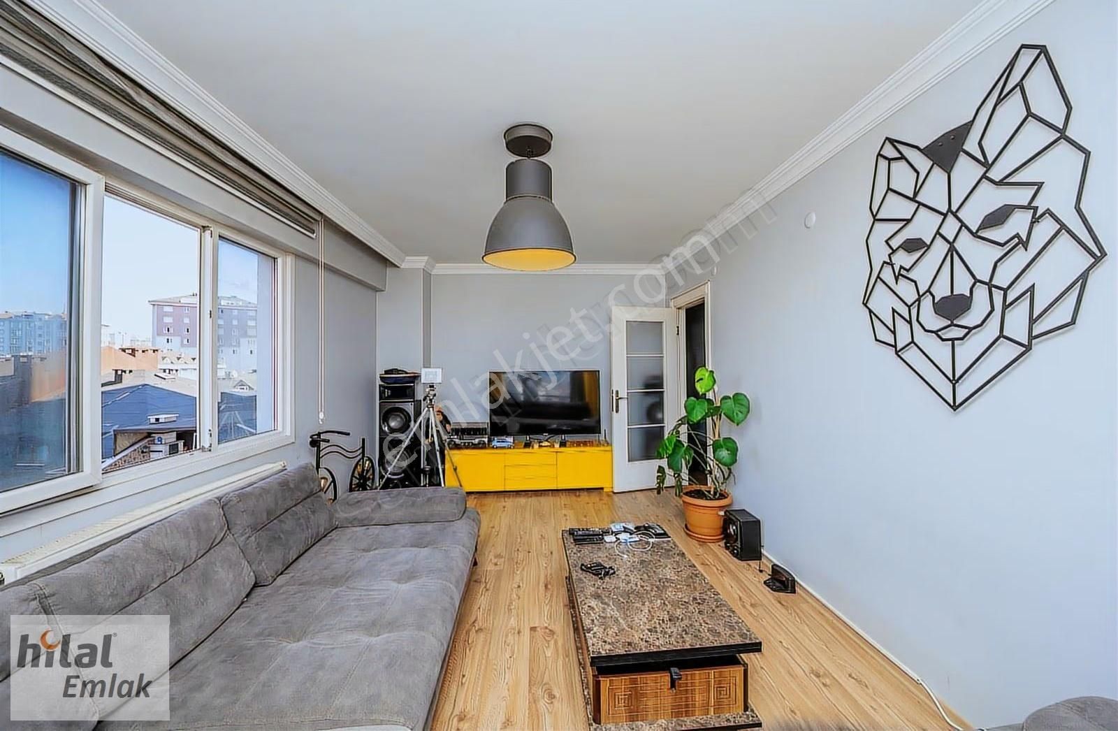 Esenevlerde 2+1 12.katlı Bina 5.katı Manzaralı Daire 6650.000 Tl - Görsel 4