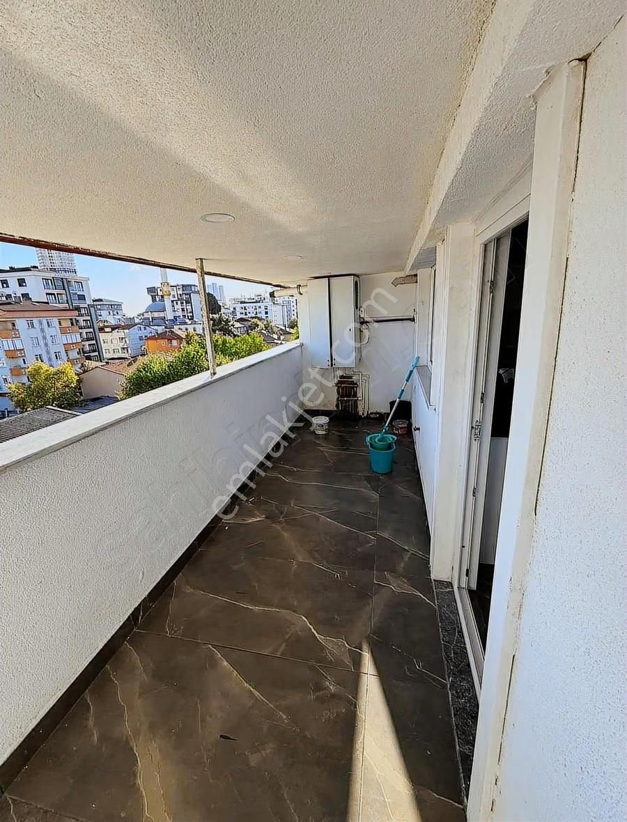 Kartal Yalı Mahallesin'de Sahile Yakın 2+1 Kiralık Daire - Görsel 6
