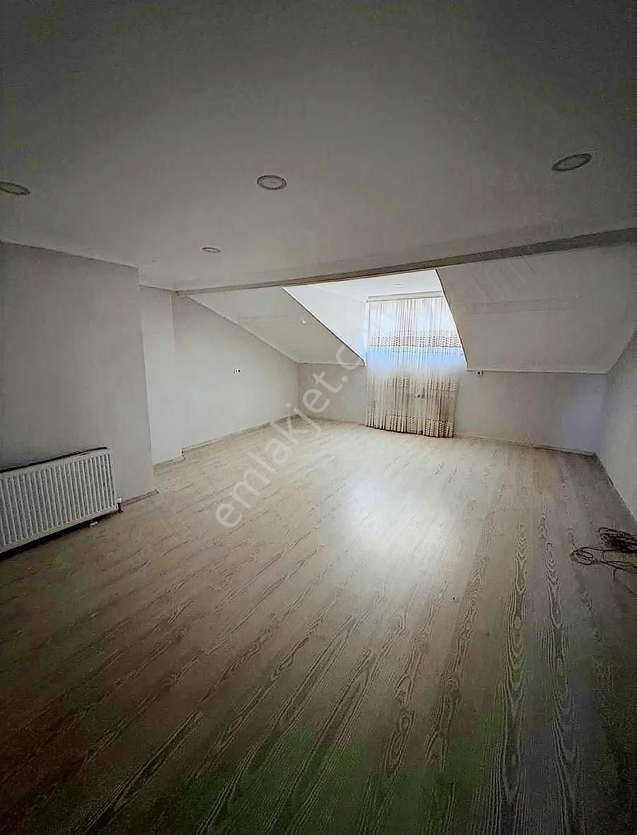 Kartal Yalı Mahallesin'de Sahile Yakın 2+1 Kiralık Daire - Görsel 3