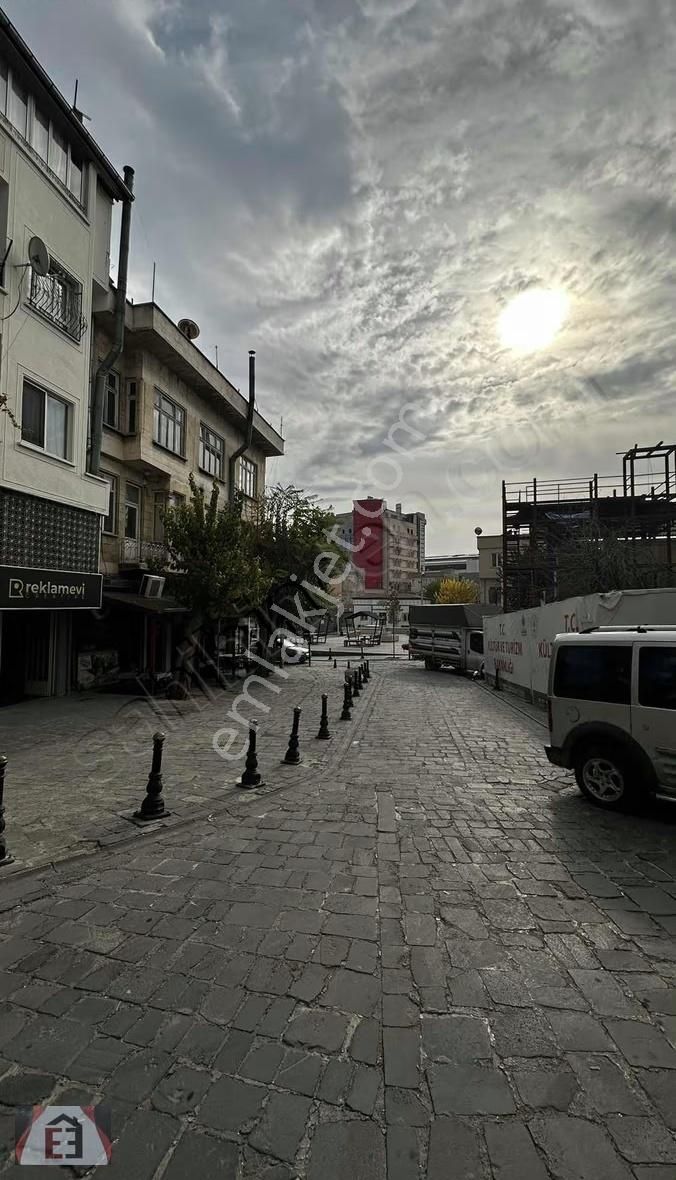 Bey Mahallesi'nde Vintage Bir Semt Lüks Bir Daire