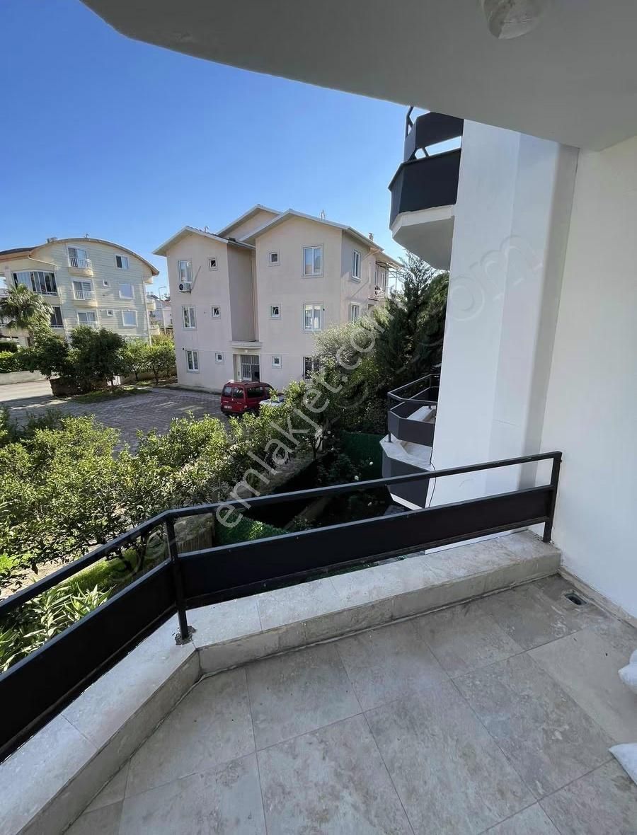 Belekte Havuzlu Site İçinde Konforlu 3+1 Tripleks - Görsel 4