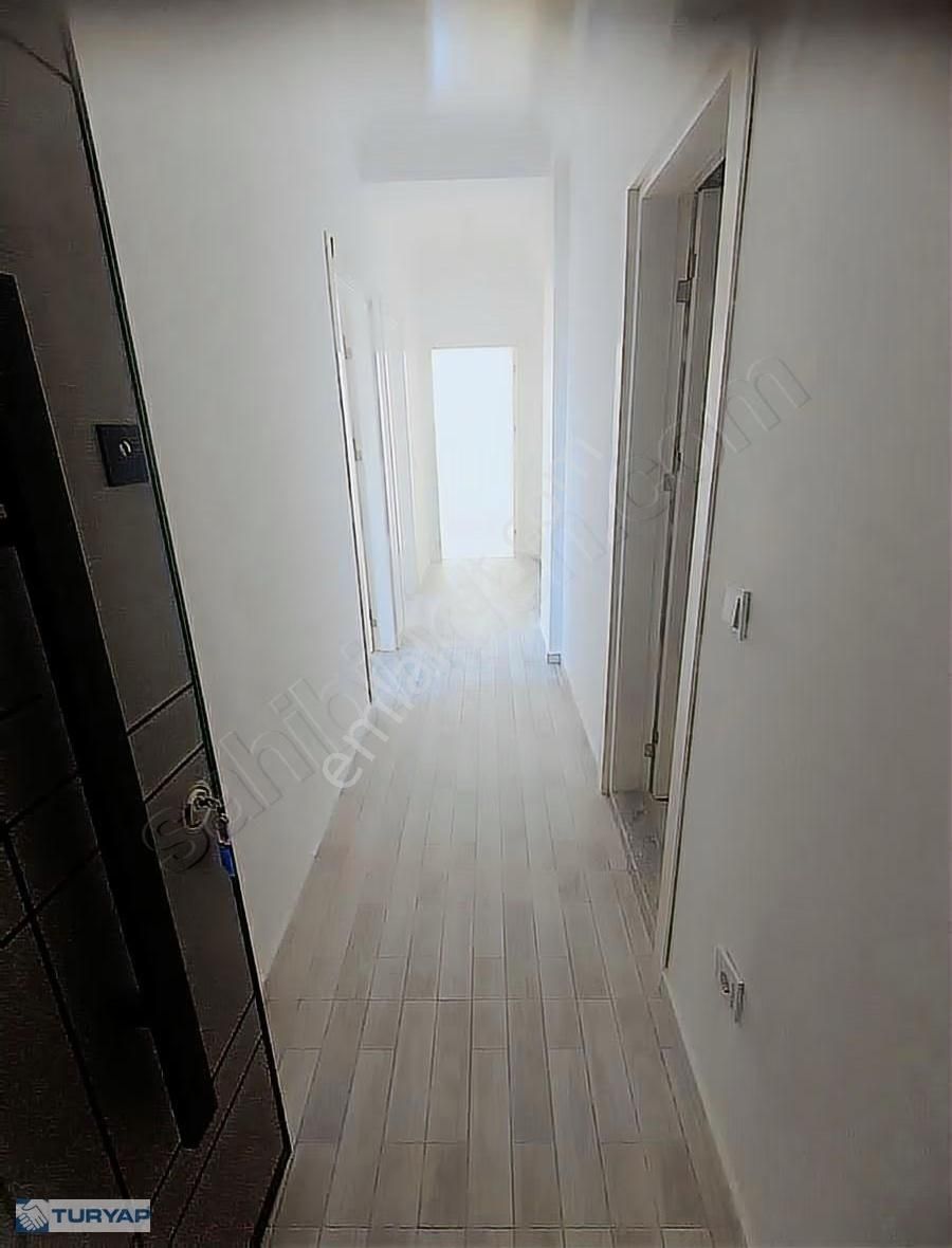 Mumcularda Ana Cadde Üstünde Yüksek Kredili Fırsat Daire - Görsel 9