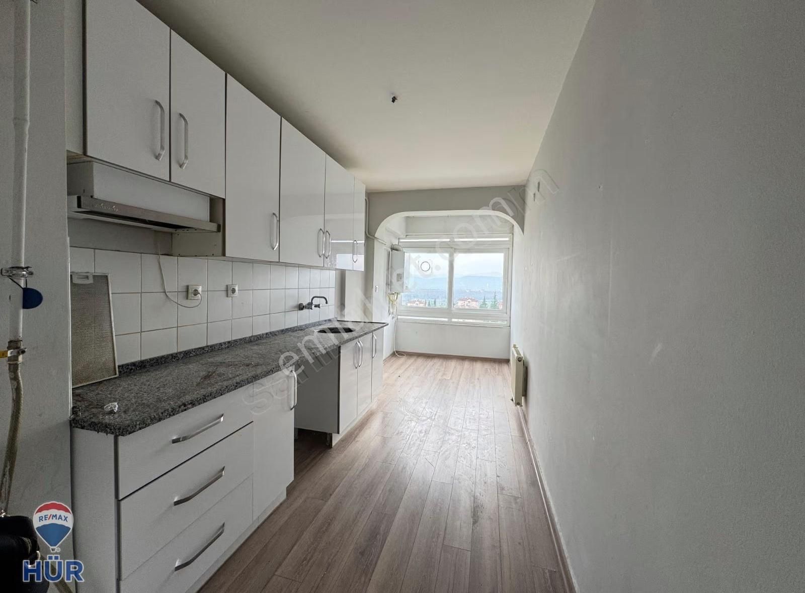 Remax Hür Yeşim Kara'dan Camili 2 Mahallesinde Kiralık Daire - Görsel 8