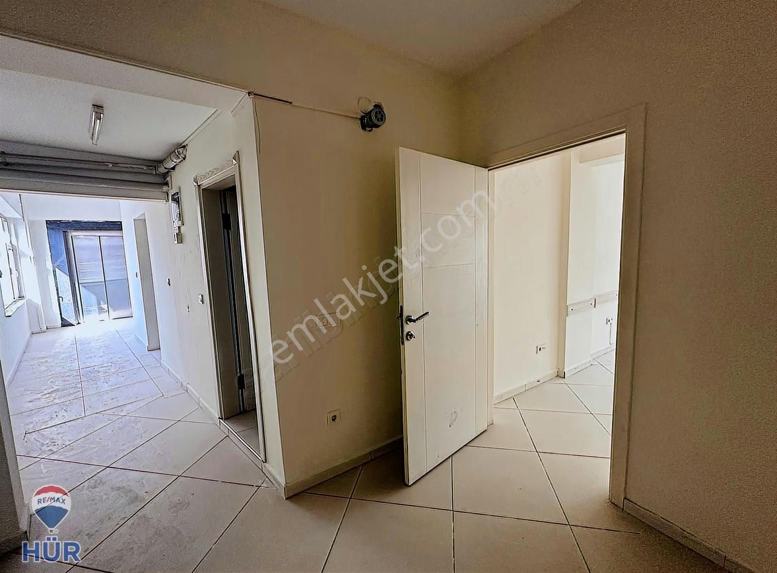 Remax Ayfer Sever'den Kiralık 450 M2 Dershane , Klinik , İş Merk - Görsel 27