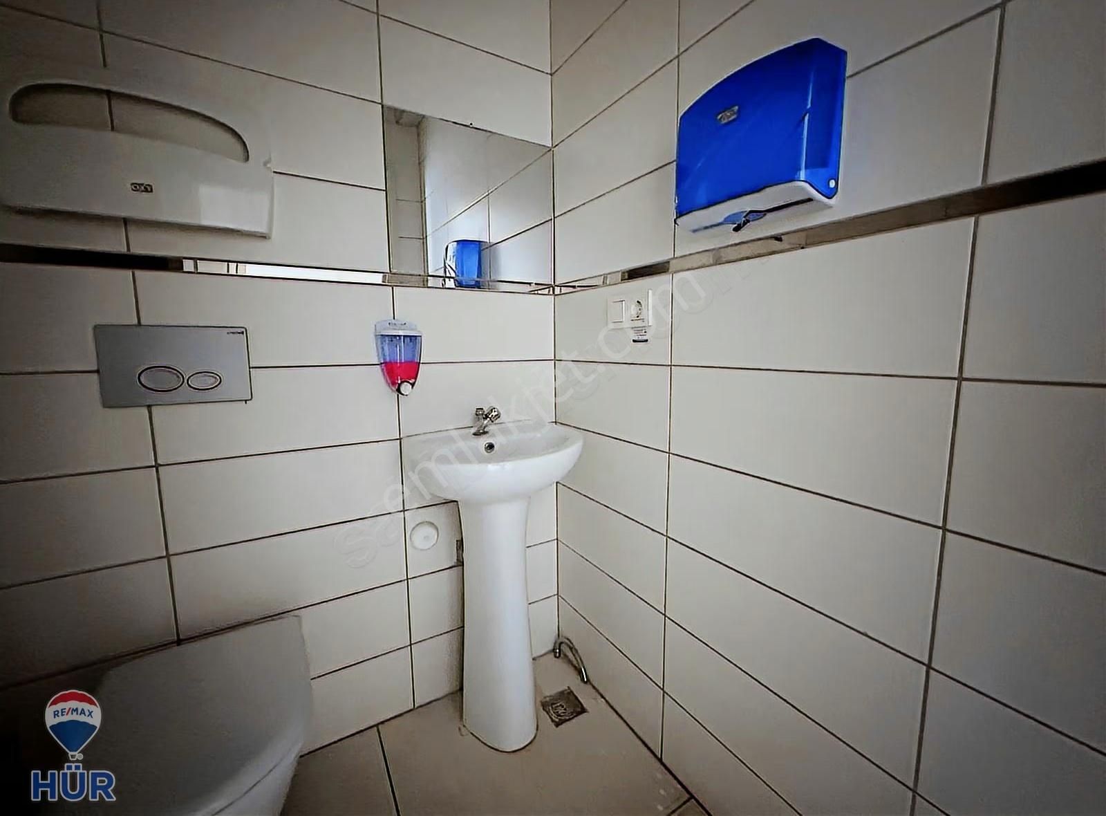Remax Ayfer Sever'den Kiralık 450 M2 Dershane , Klinik , İş Merk - Görsel 23