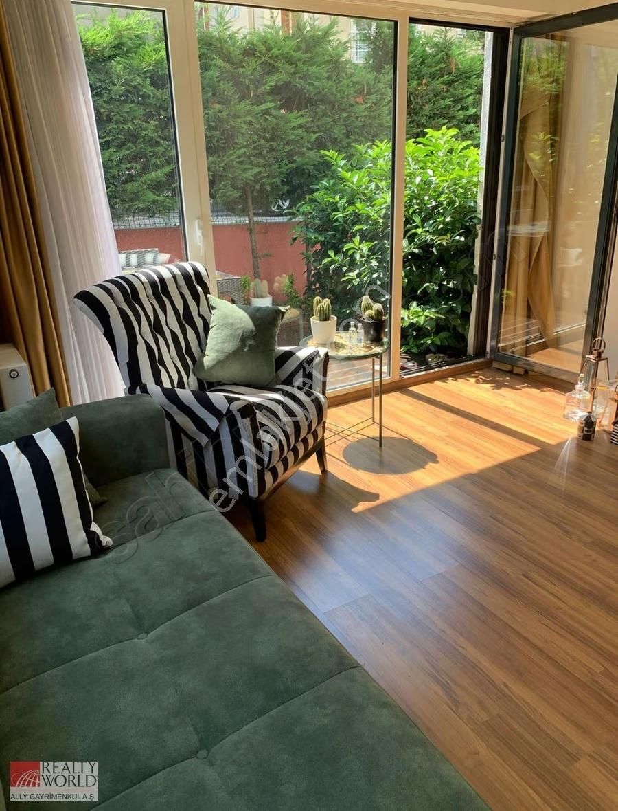 Metroya 50 Metre Mesafede 1+1 Bahçeli Eşyalı Kiralık Daire - Görsel 19