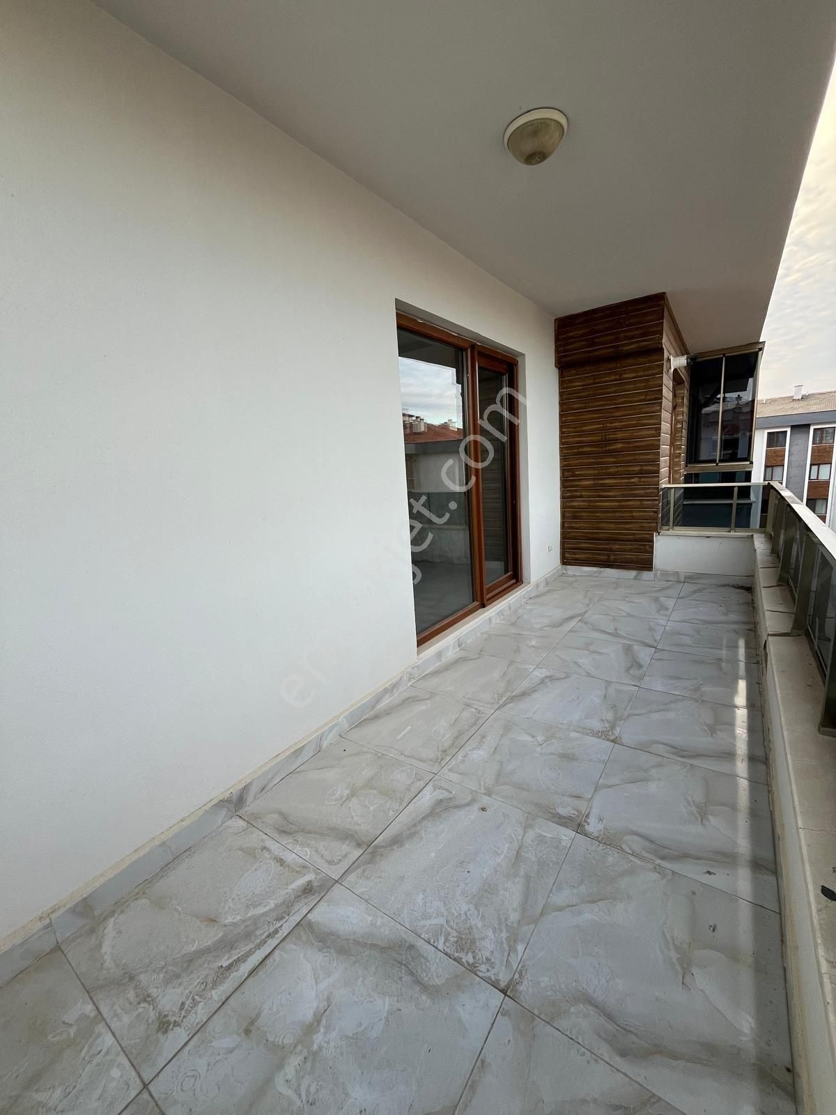 Yarenler Mahallesinde 3+1 Kiralık Daire - Görsel 14