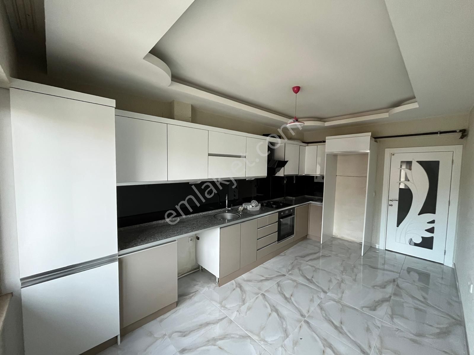 Yarenler Mahallesinde 3+1 Kiralık Daire - Görsel 15