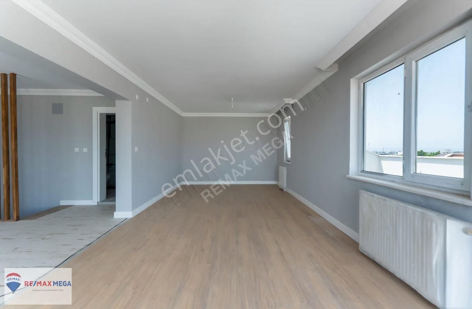 Altıntaş'ta Site İçerisinde Kiralık Lüks 4+1 Daire - Görsel 26