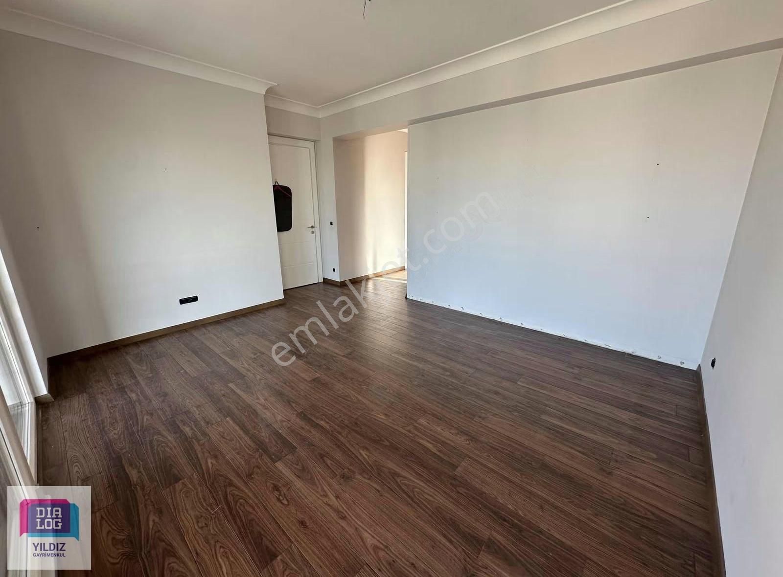 Balat Turkuaz Plus Sitesi Satılık 4+1 Ara Kat Dubleks Daire - Görsel 9