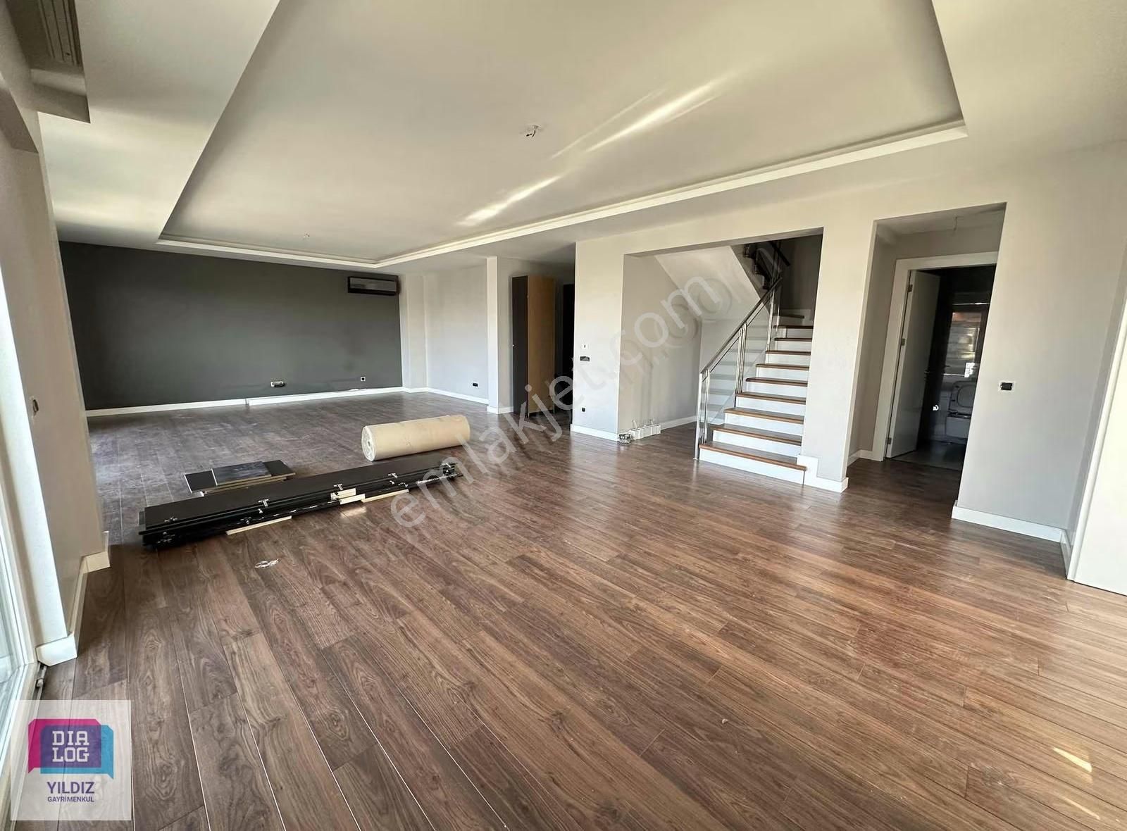 Balat Turkuaz Plus Sitesi Satılık 4+1 Ara Kat Dubleks Daire - Görsel 3