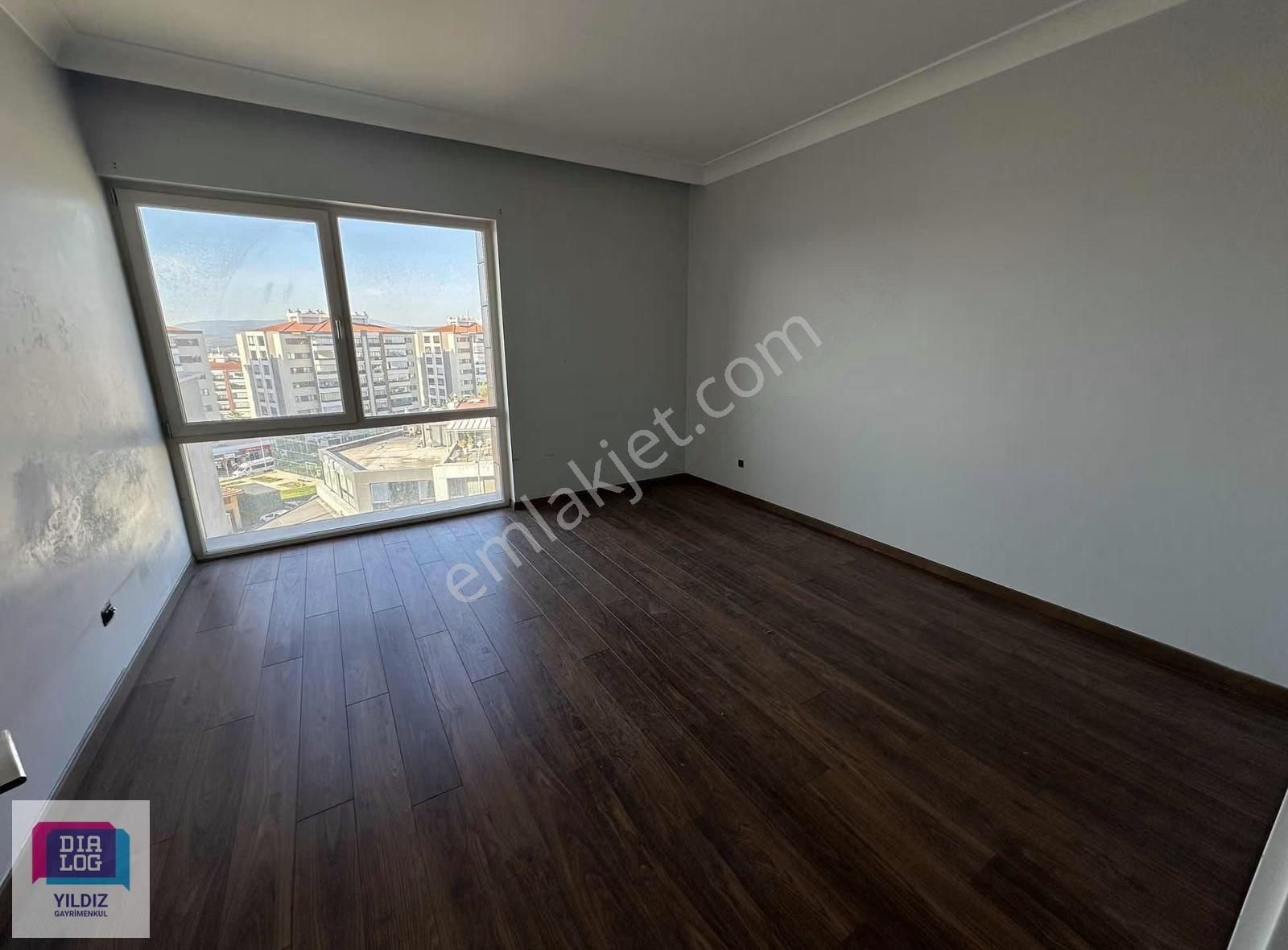 Balat Turkuaz Plus Sitesi Satılık 4+1 Ara Kat Dubleks Daire - Görsel 2