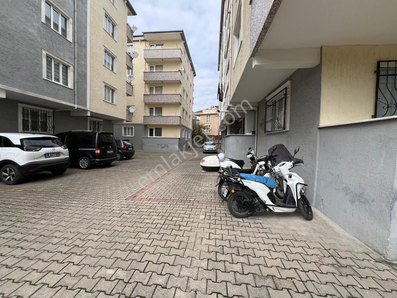 Roma’ Dan Burhaniye Mahallesi’ Nde Site İçi Satılık Daire - Görsel 3