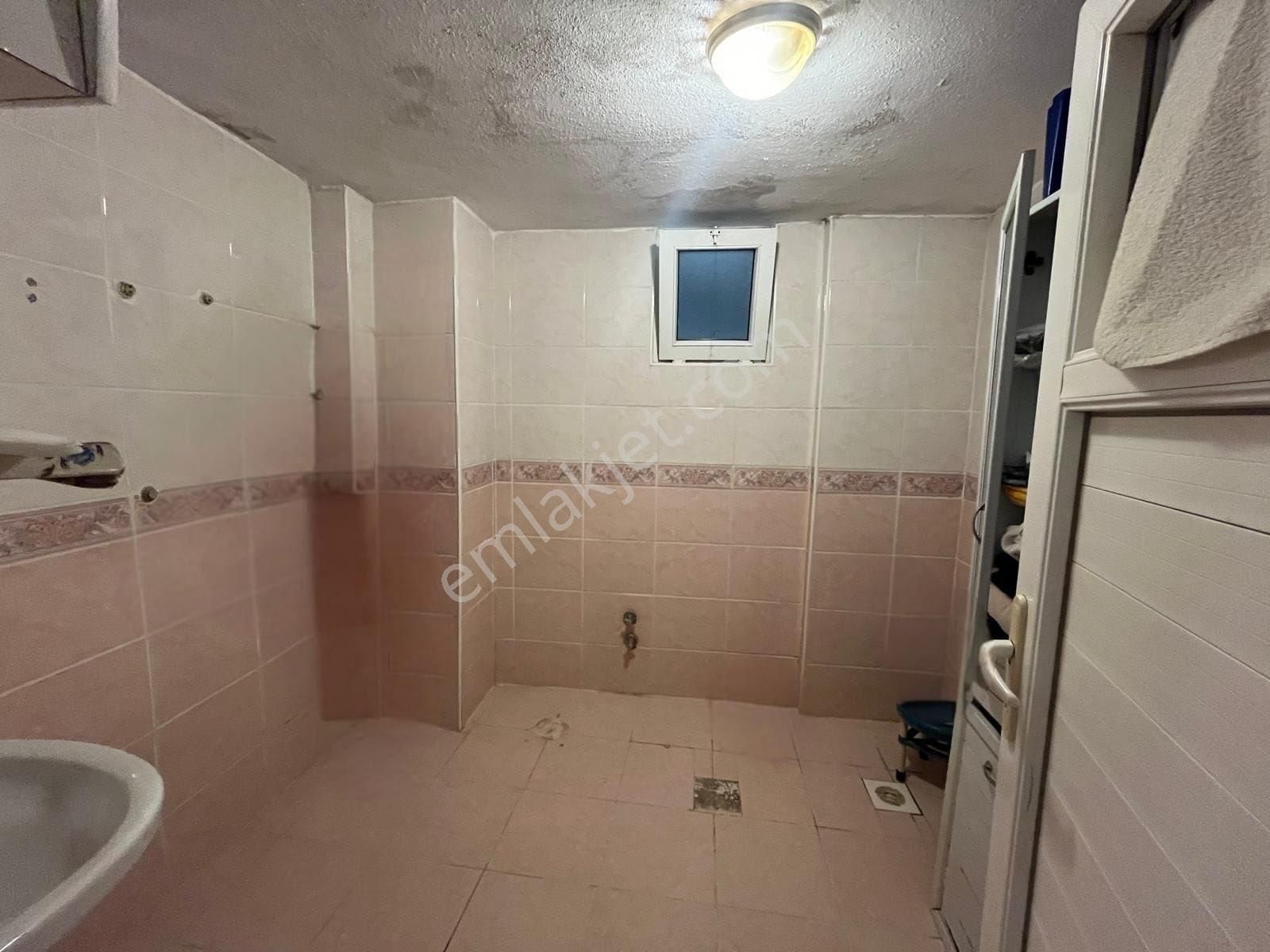 Roma’ Dan Burhaniye Mahallesi’ Nde Site İçi Satılık Daire - Görsel 14