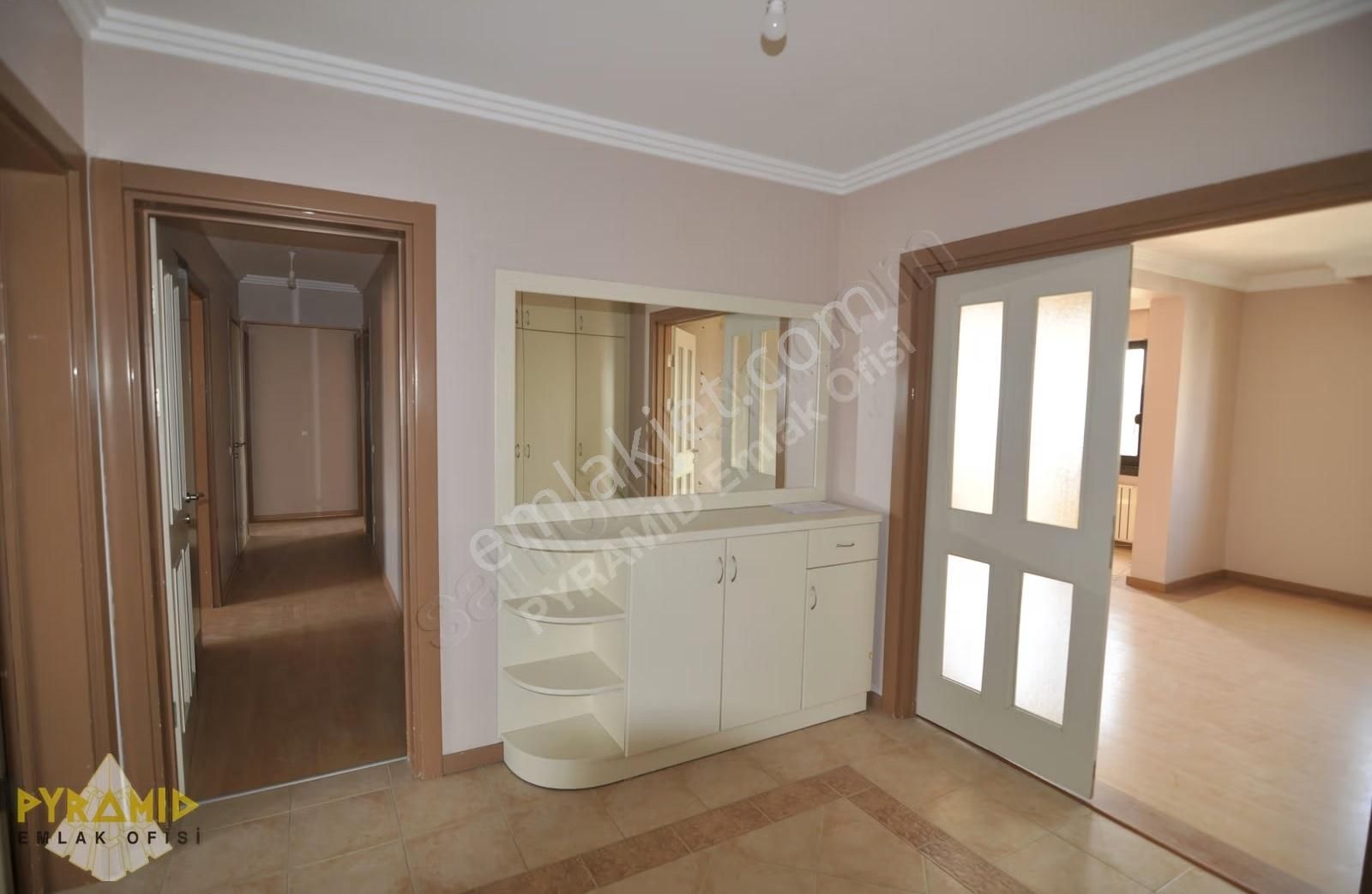 Pyramıd'den Bahçeşehir Toros Evleri İyi Konumlu Boş 3+1 Daire - Görsel 5