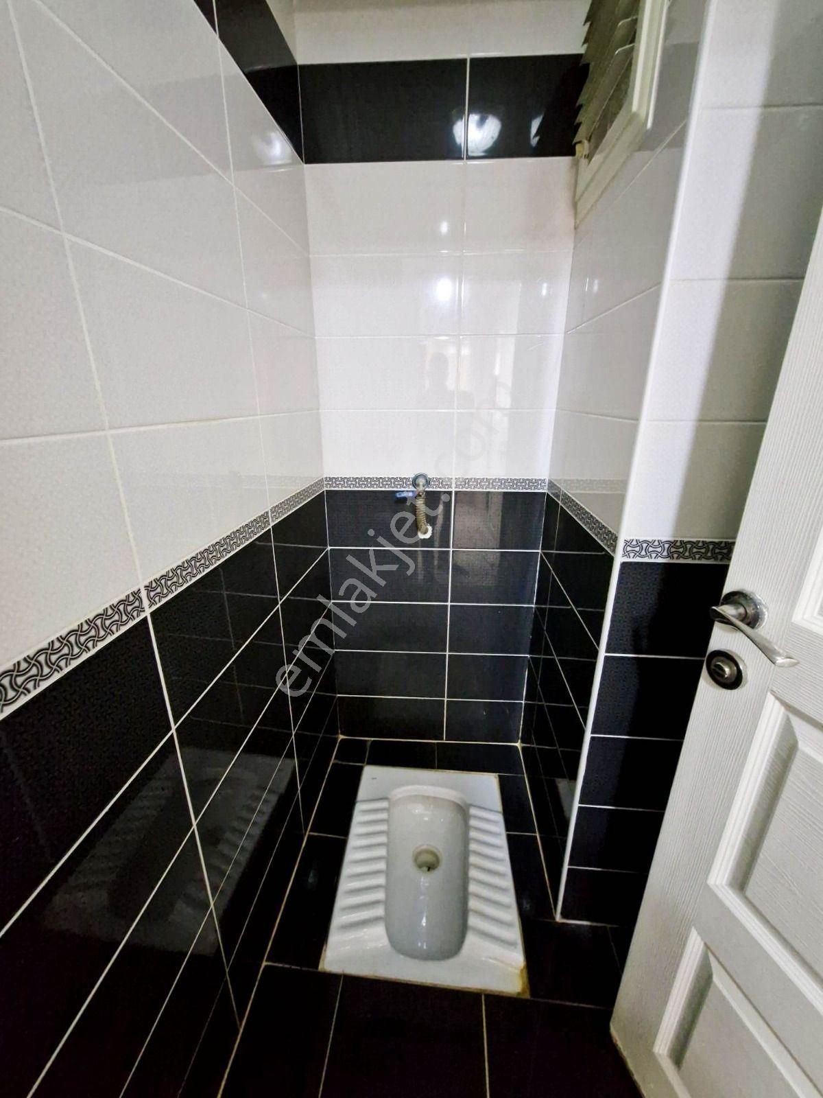 Yıldız'dan Muhammediye Cami Yakını İskanlı 13 Yıllık 120m2 2 Kat Daire - Görsel 16