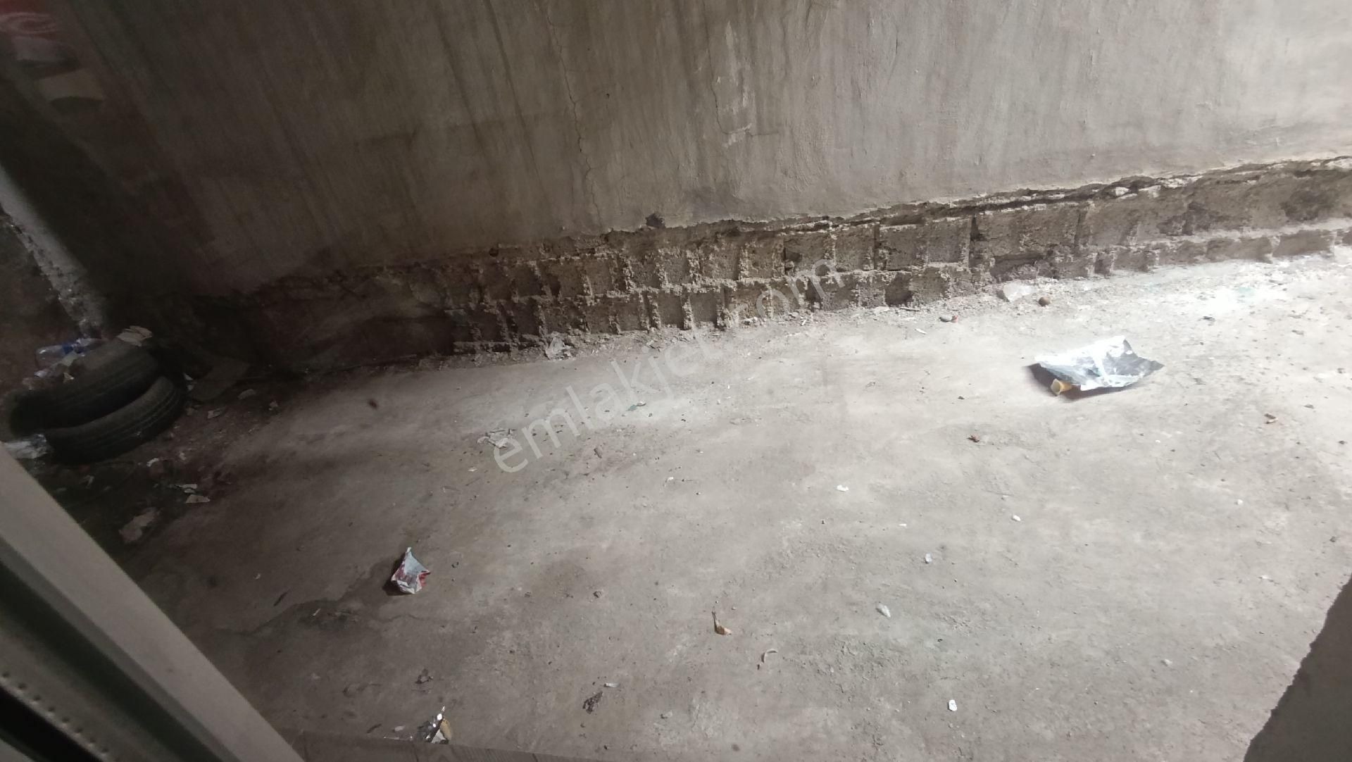 Konak Mh De 3+1 Giriş Kat Yıkım Karari Yok - Görsel 9