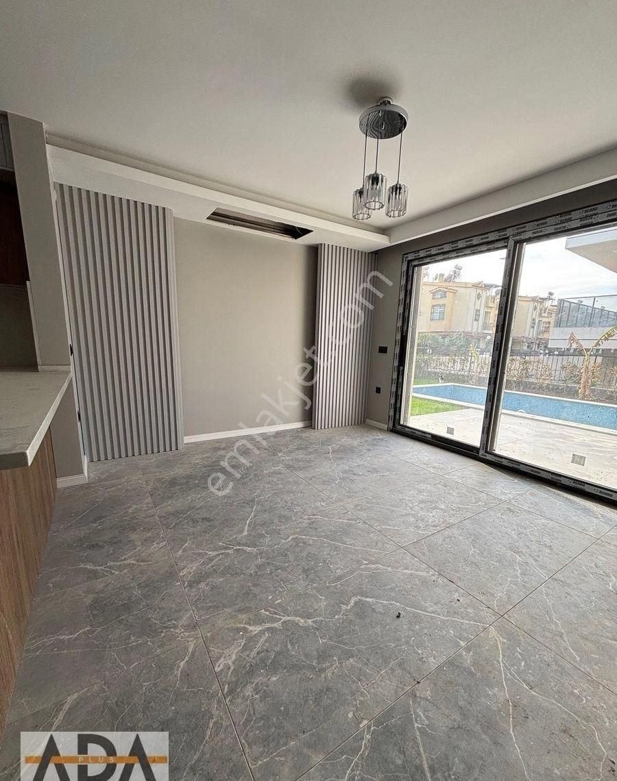 Satılık Karaovada 6+1 Fırsat Villa - Görsel 18