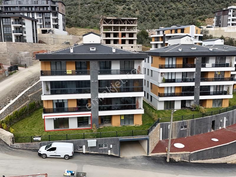 C21 Cius; Havuzlu Site İçerisinde Deniz Manzaralı Geniş Bahçeli - Görsel 27