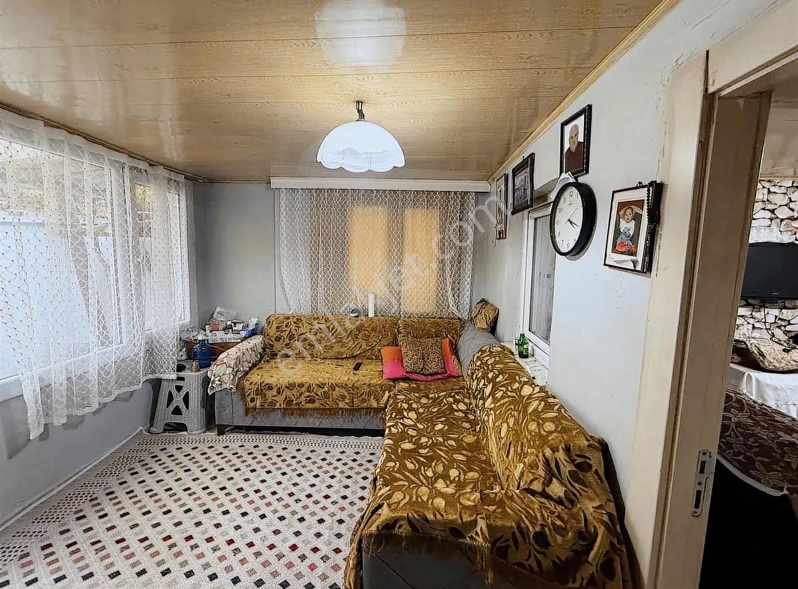 Bahçeli Müstakil Ev - Görsel 11