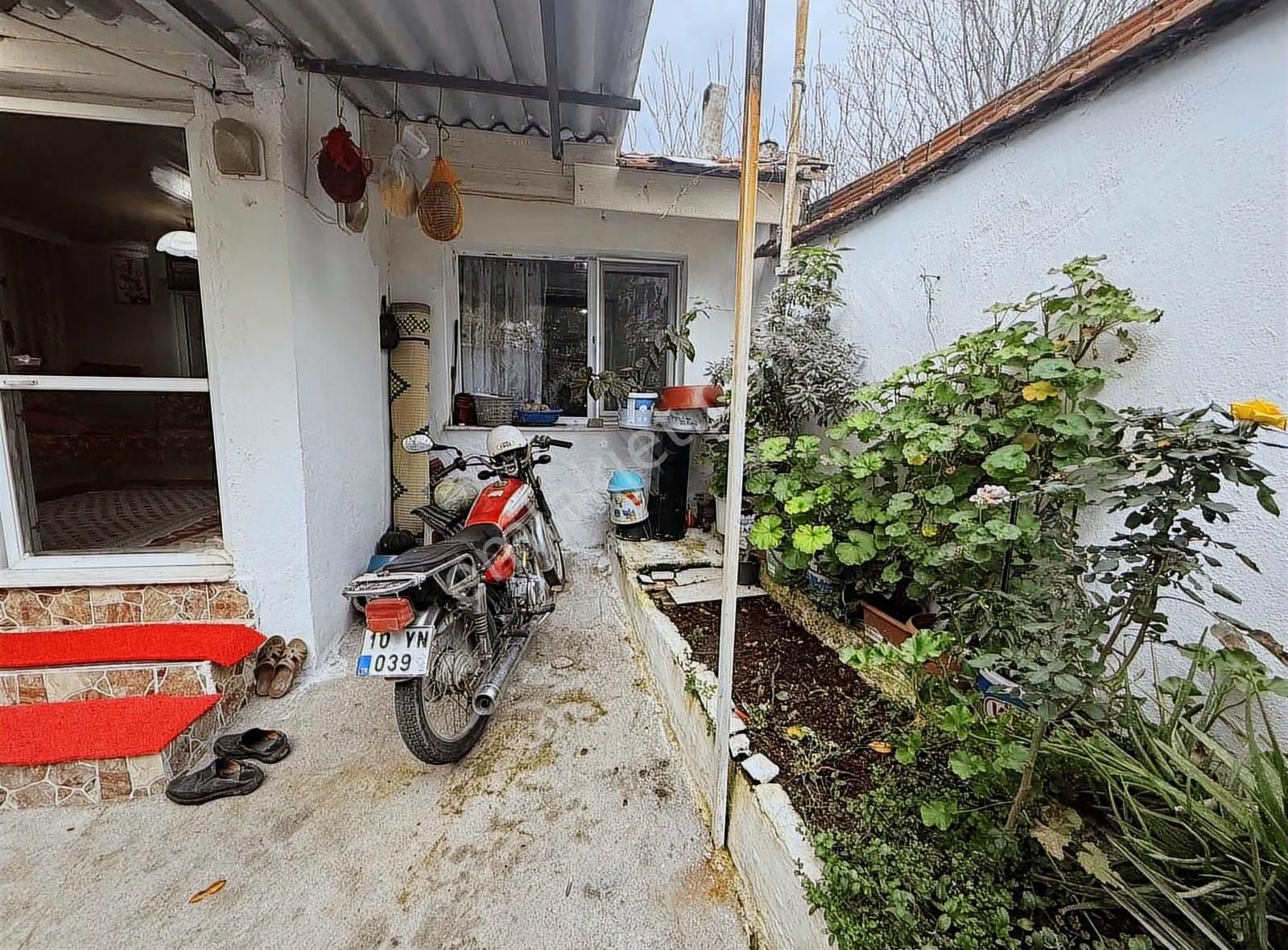 Bahçeli Müstakil Ev - Görsel 9