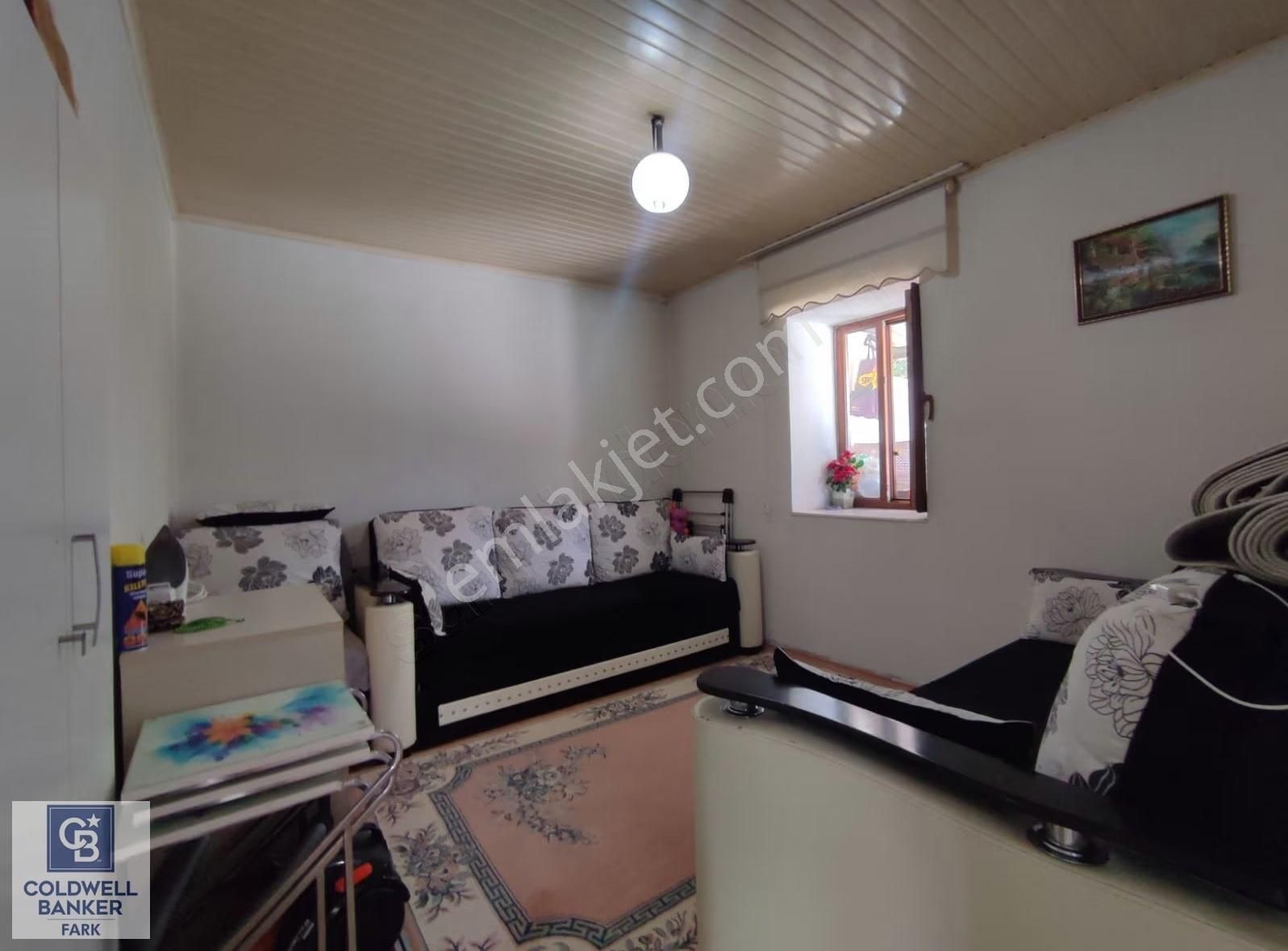 Ayvalık Mutlu Köy'de Müştemilatlı Satılık Müstakil Ev Ve Arsa. - Görsel 13
