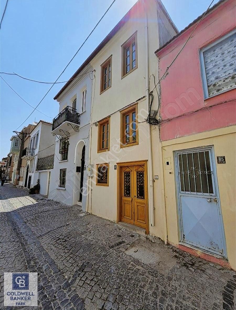 Ayvalık Merkez'de 3+1 Kiralık Rum Evi - Görsel 20