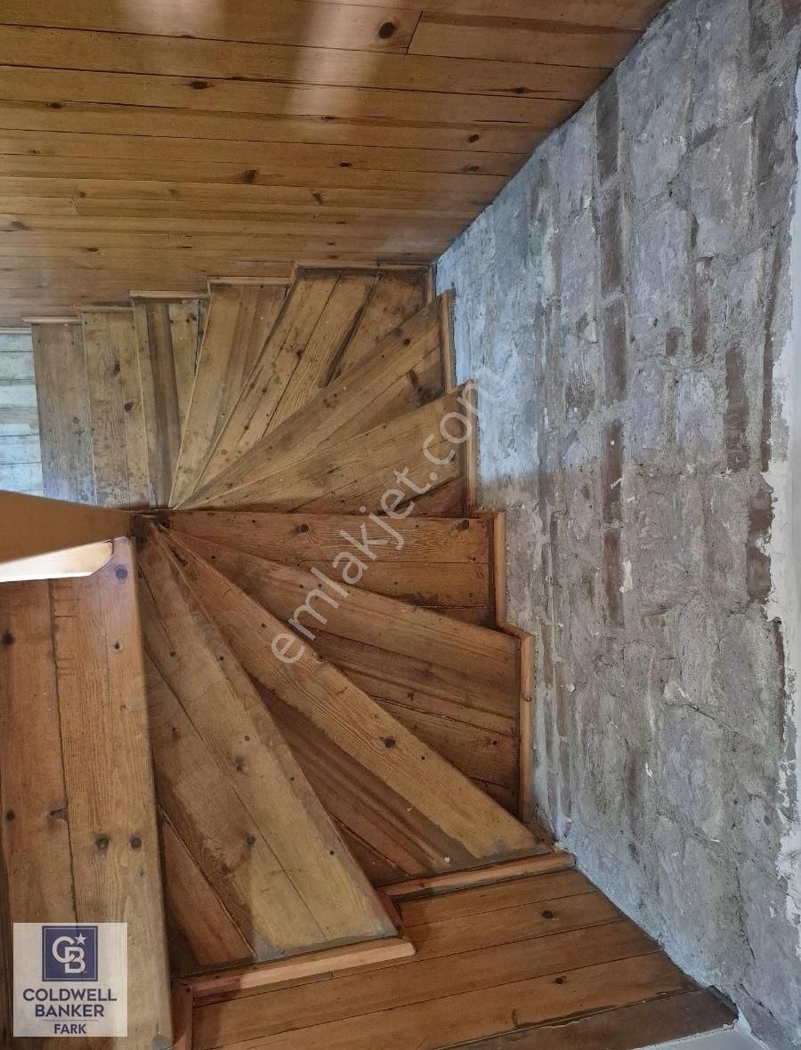 Ayvalık Merkez'de 3+1 Kiralık Rum Evi - Görsel 26
