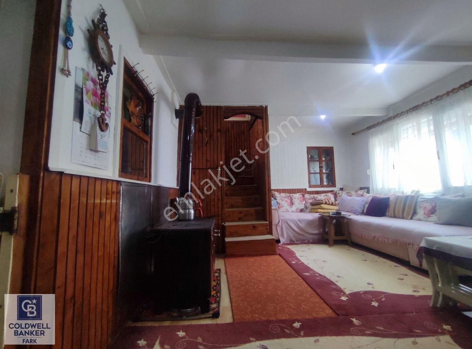 Ayvalık Merkez Çarşı İçinde Satılık Müstakil Ev.. - Görsel 19