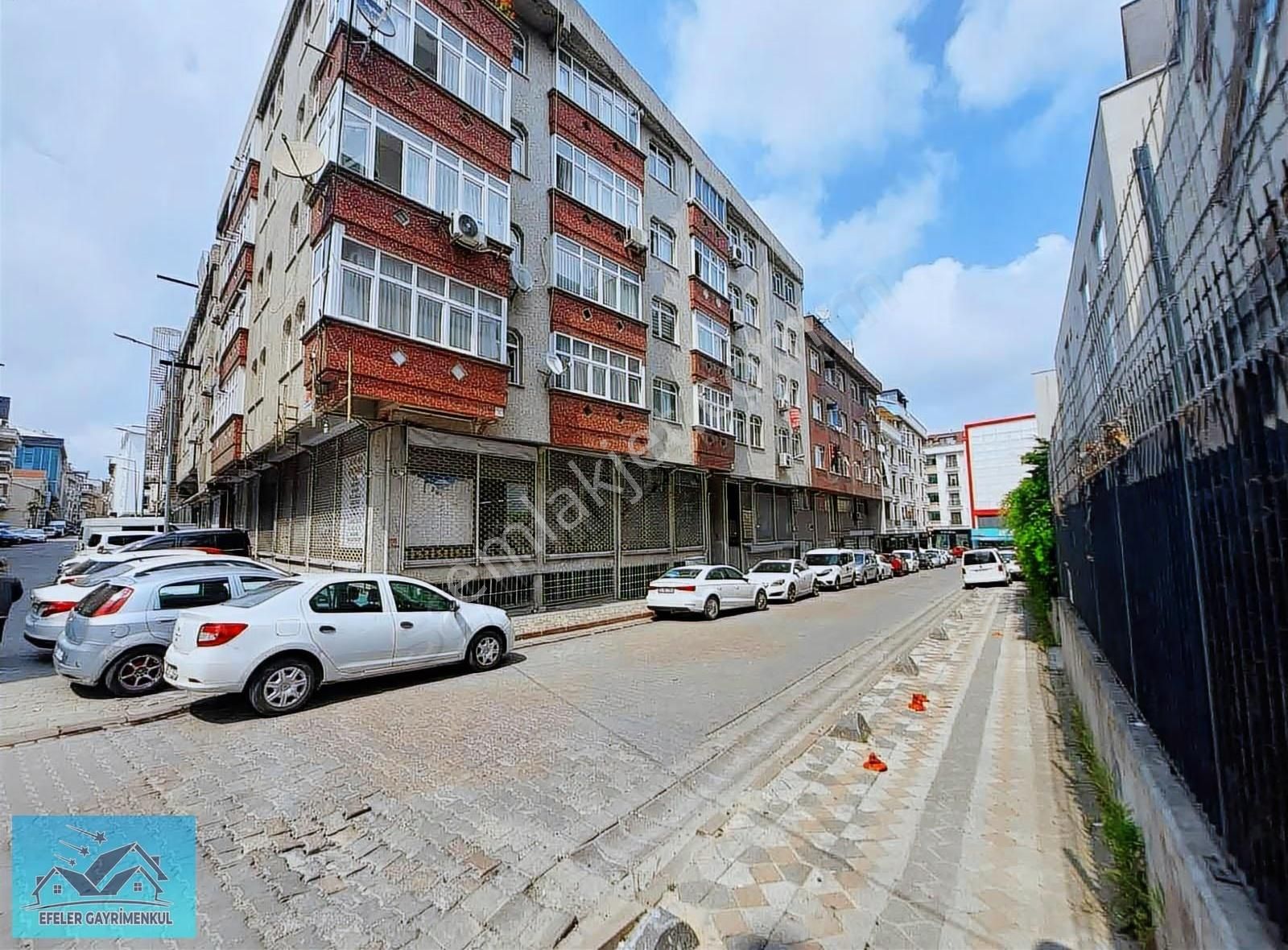 Sultangazi Uğurmumcu Mah Satılık Köşe 210 Mt Araç Takasa Uygun - Görsel 5