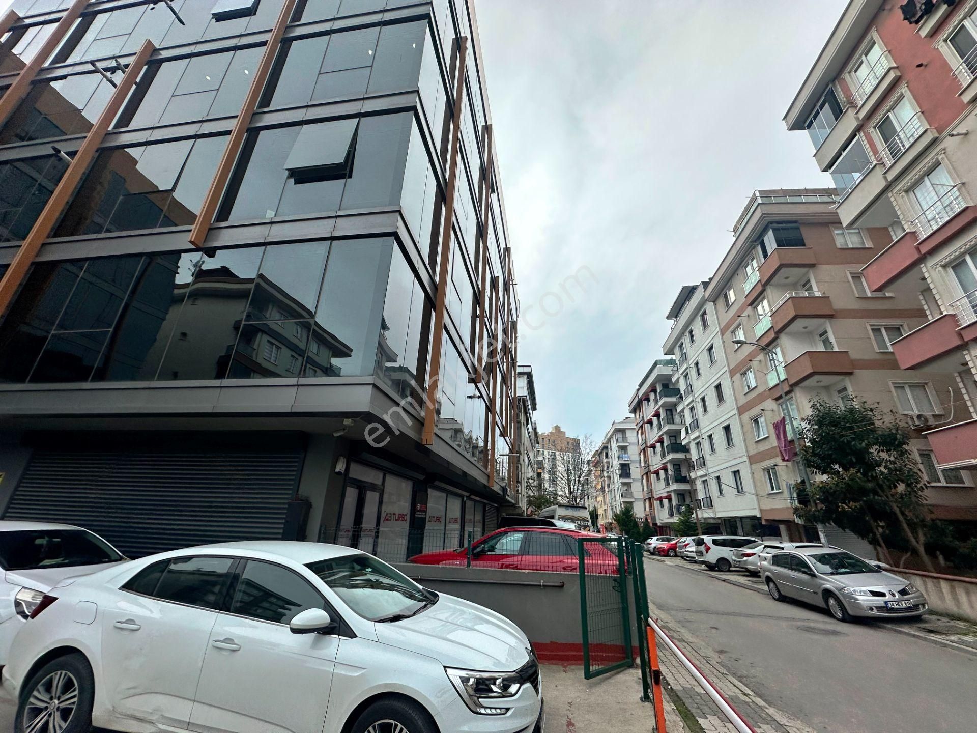 Sancaktepe Ticaret Merkezi 5.kat 20000 Kiracılı Satılık 1+1 Ofis - Görsel 30