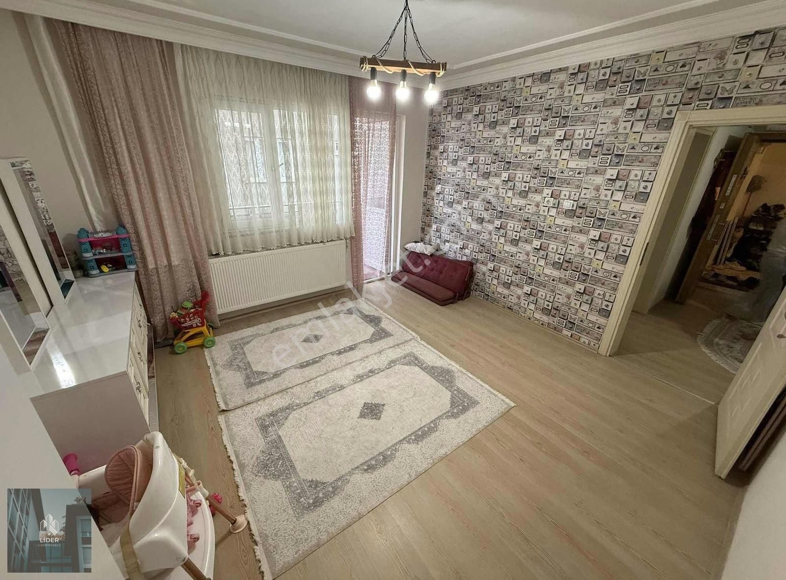 Acil Satılık 2 Katlı Müstakil Ev - Görsel 20