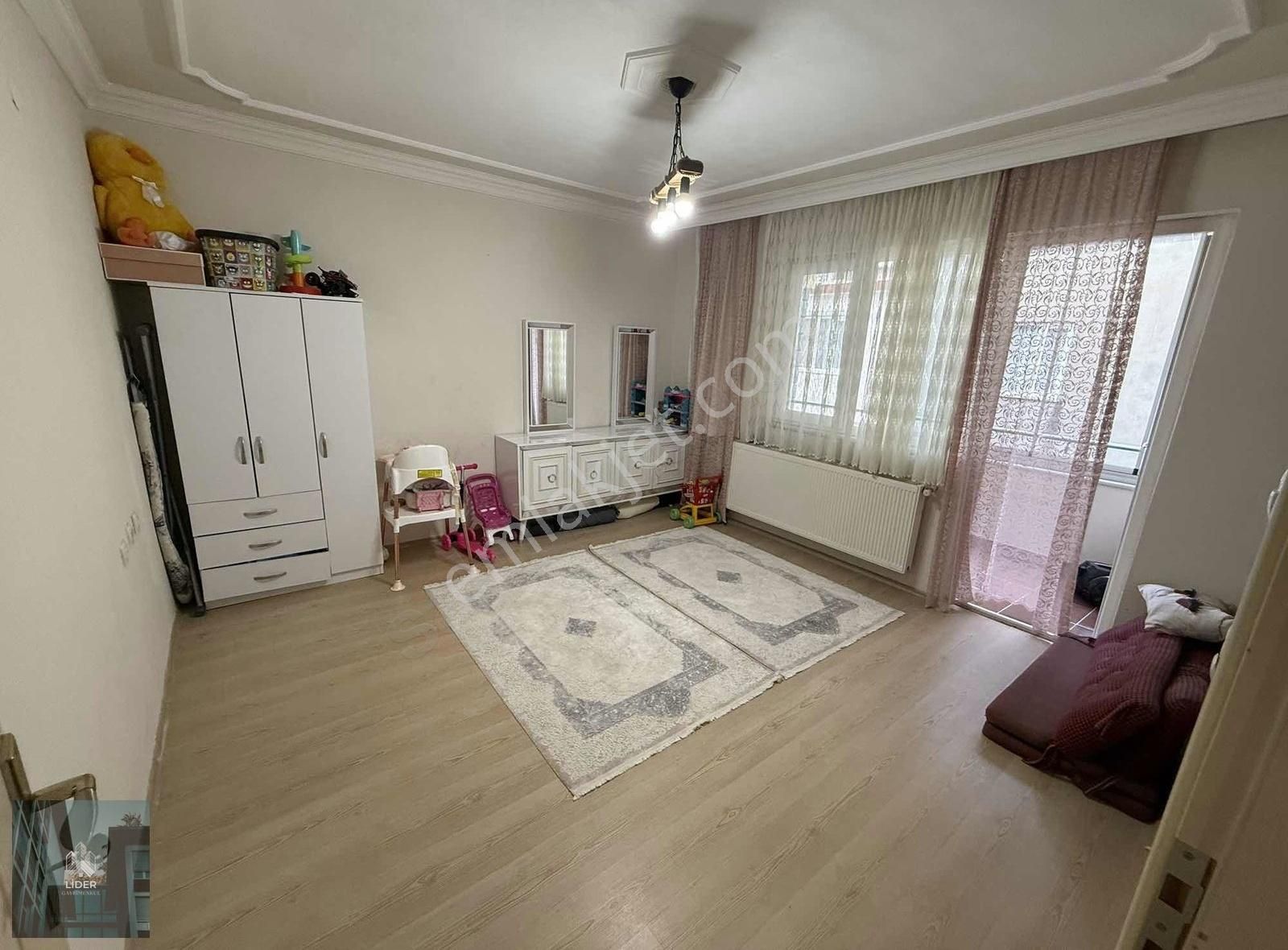 Acil Satılık 2 Katlı Müstakil Ev - Görsel 4