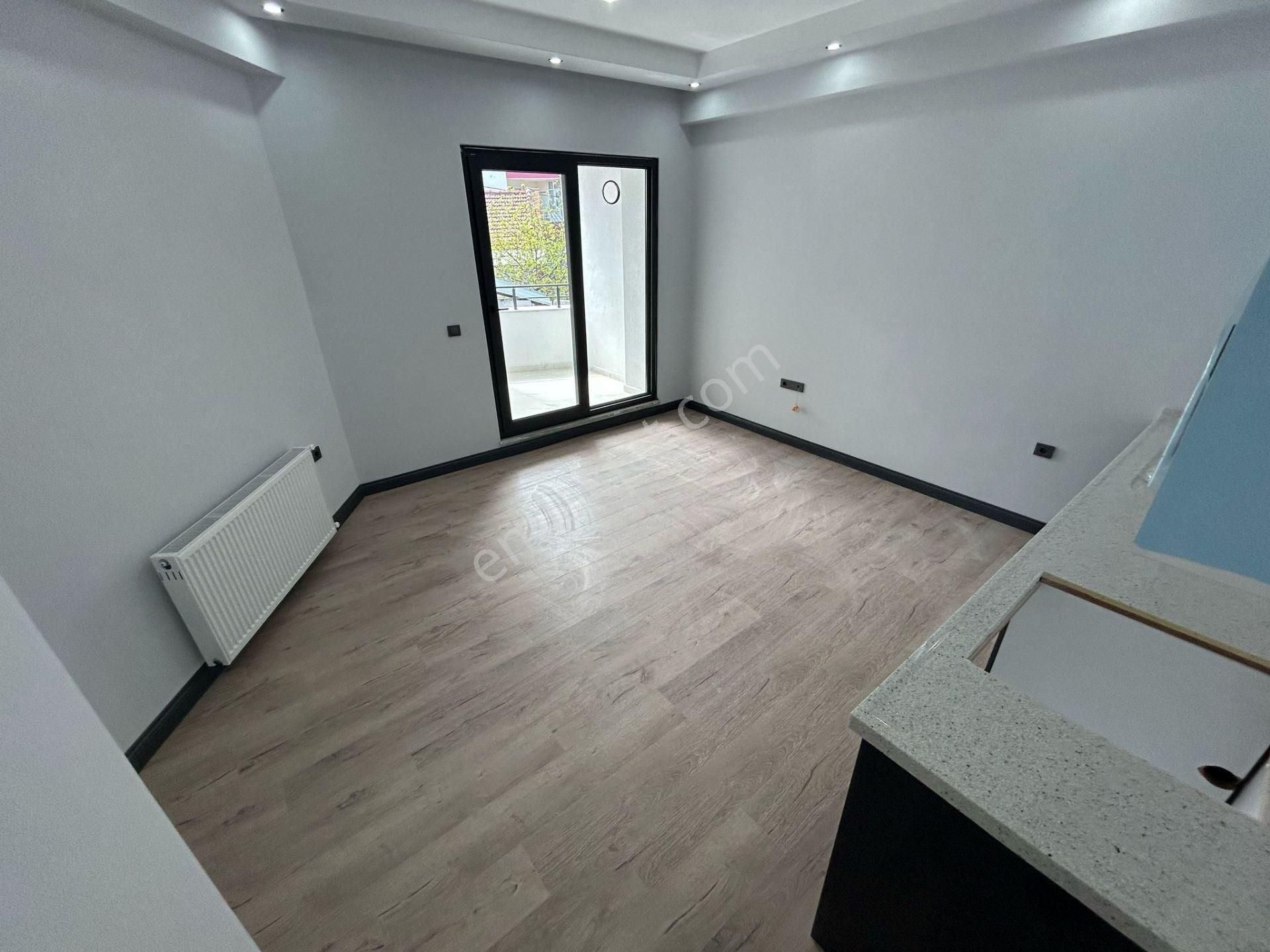 Yükselden Kadıköyde Müstakil Tadında Satılık 2+1 Sıfır Daire - Görsel 15